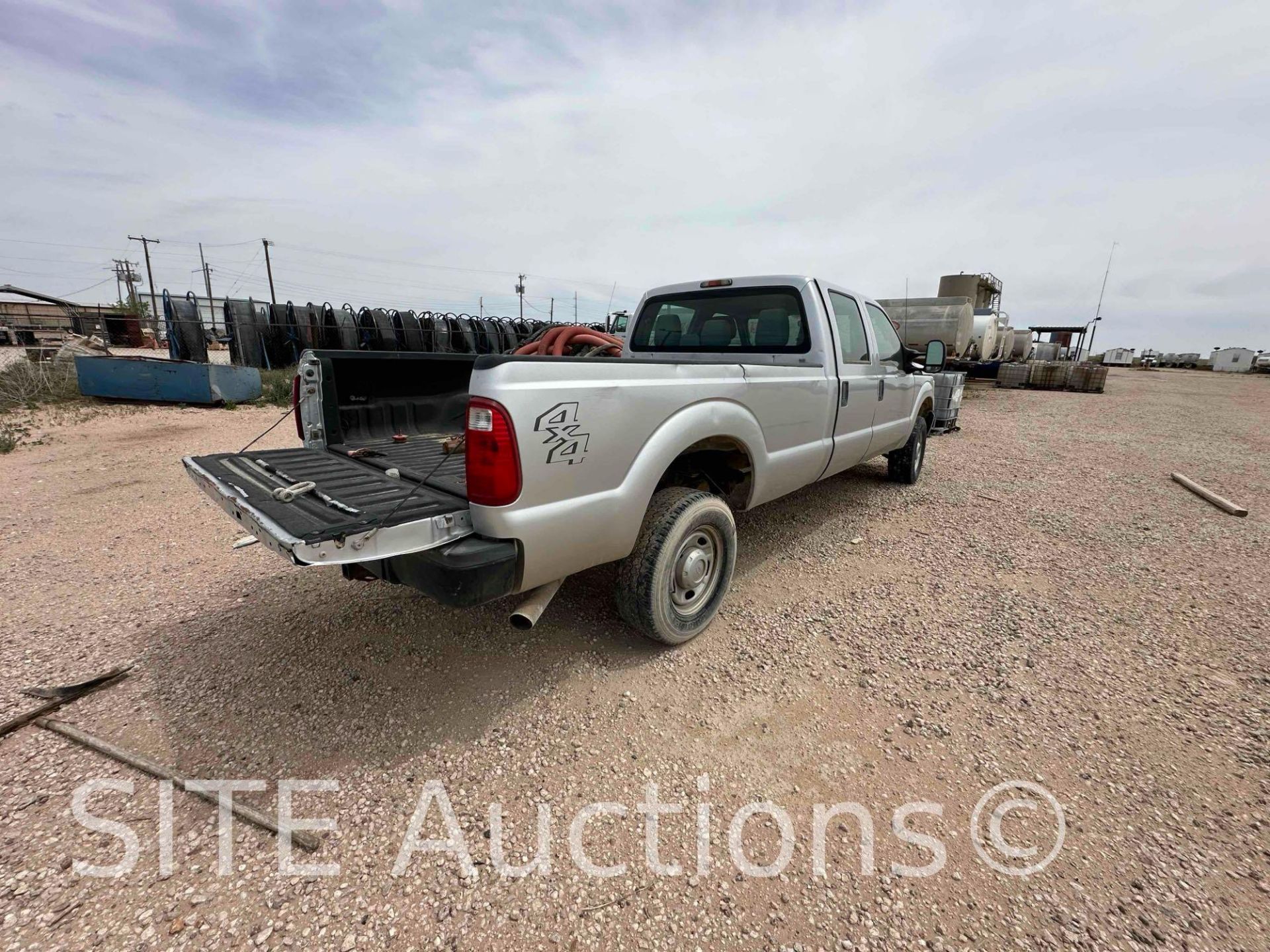 2011 Ford F350 SD Crew Cab Pickup Truck - Image 5 of 9