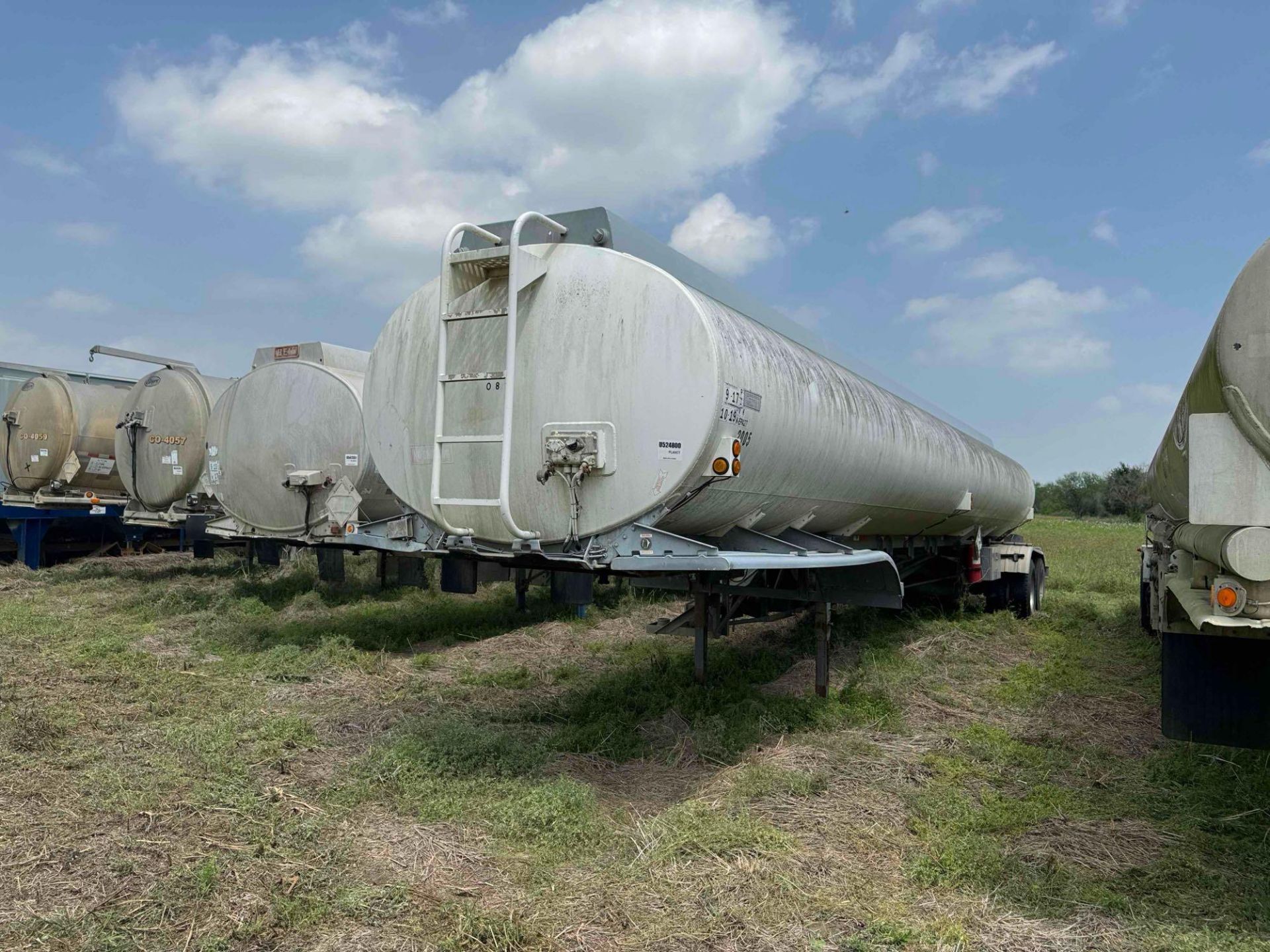 2000 Heil T/A Tank Trailer - Image 3 of 19