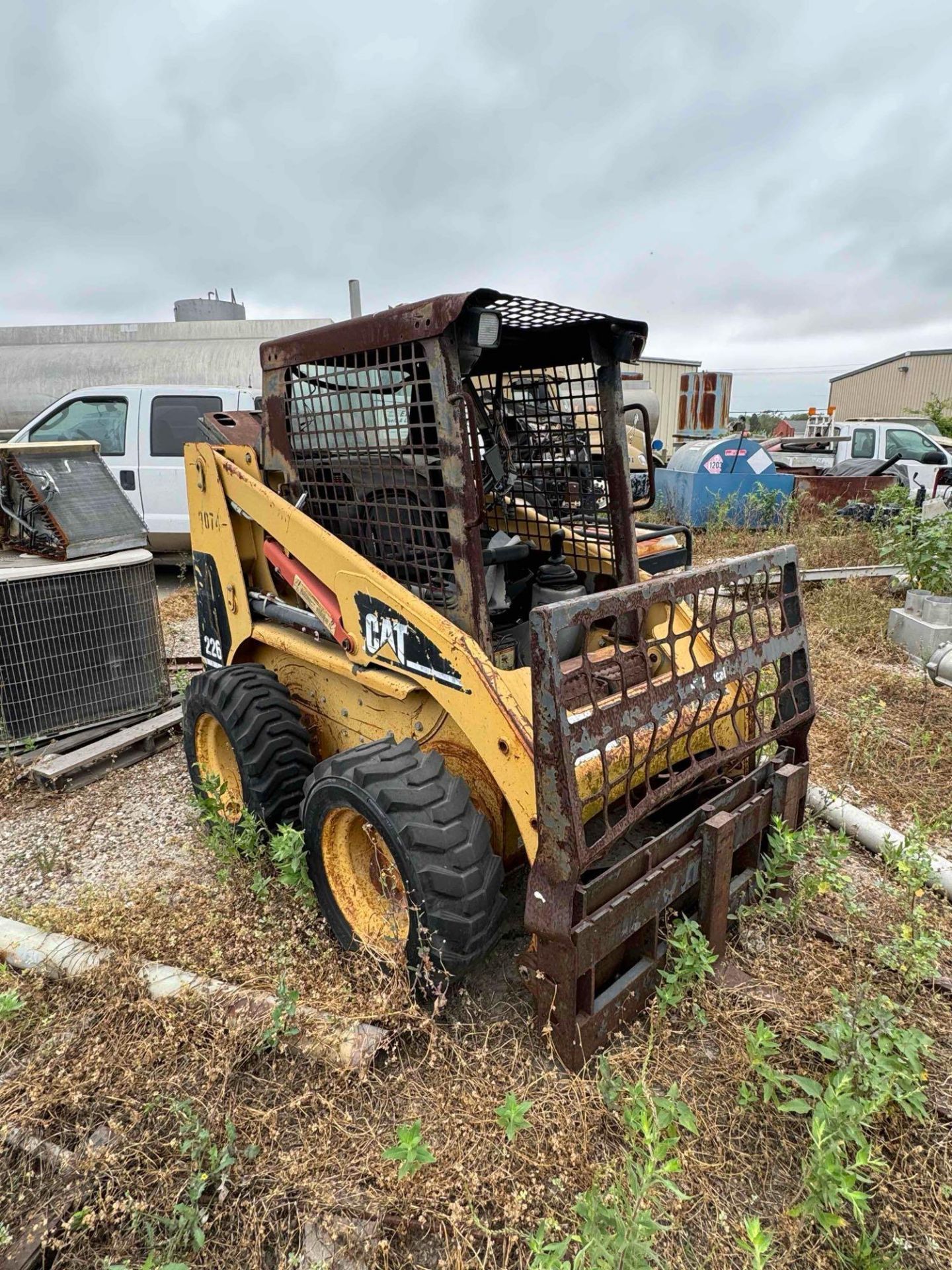 CAT 226 Skid Steer Loader - Bild 3 aus 24