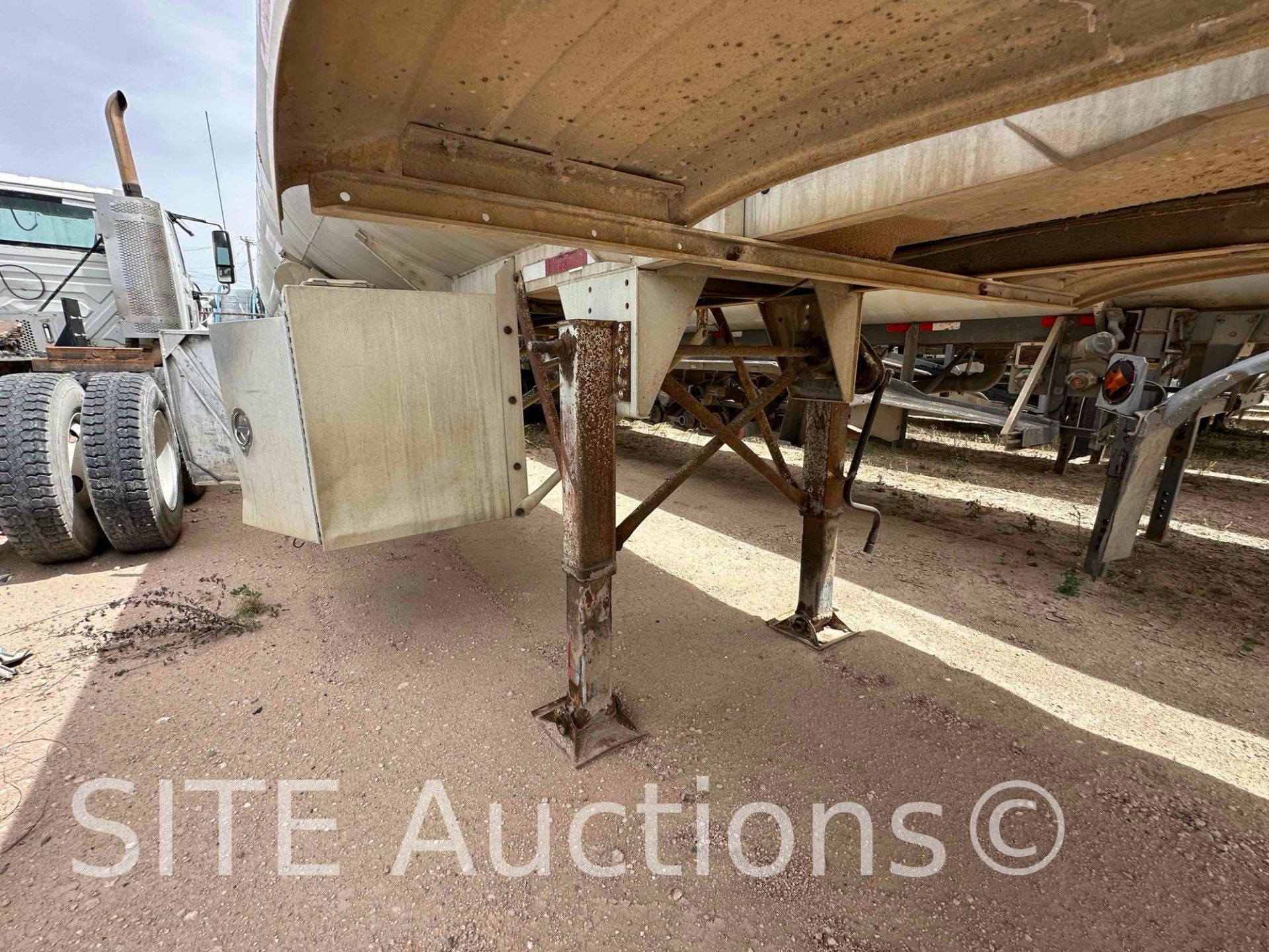 1991 Heil T/A Tank Trailer - Image 7 of 14