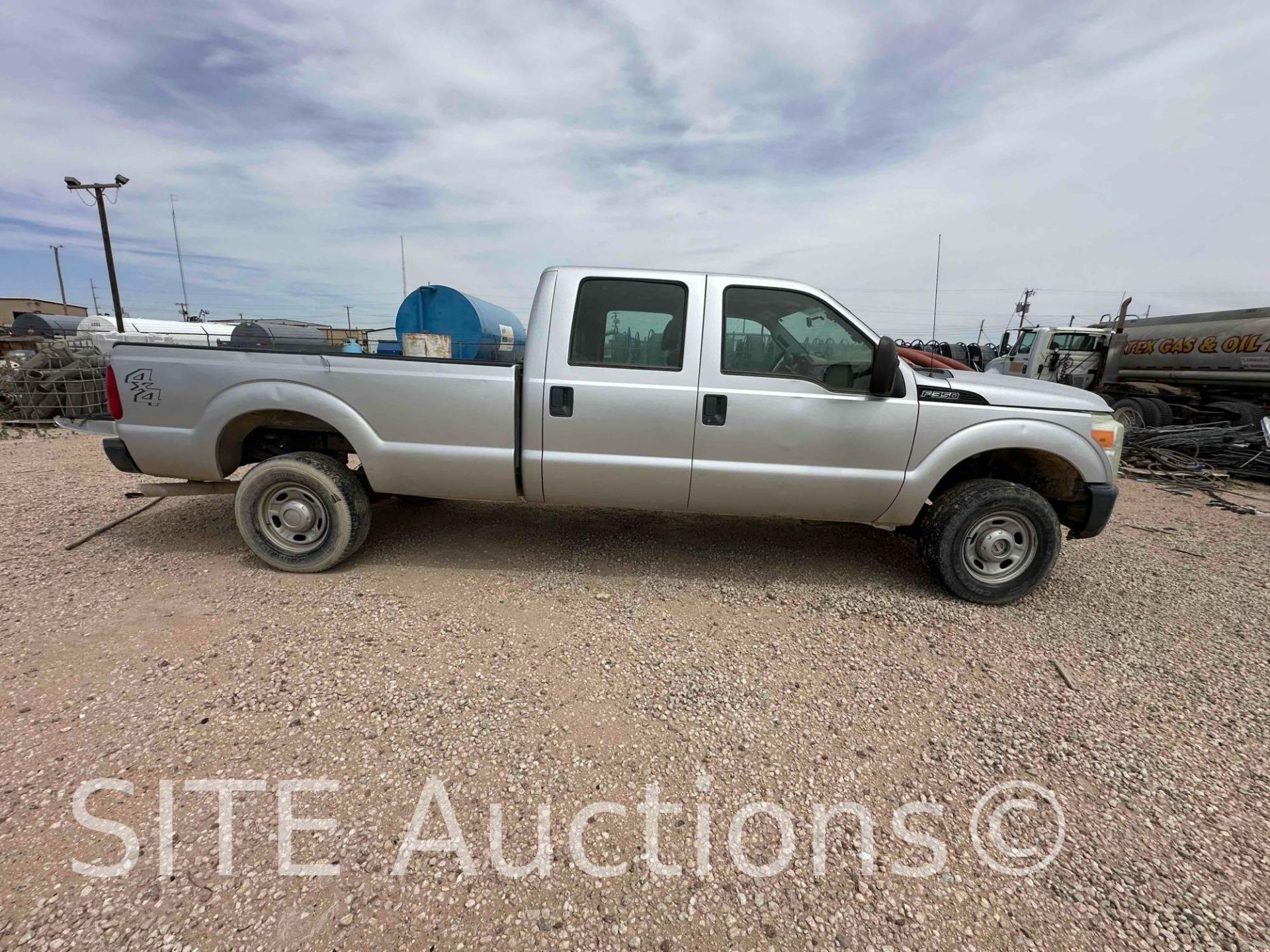 2011 Ford F350 SD Crew Cab Pickup Truck - Image 4 of 20