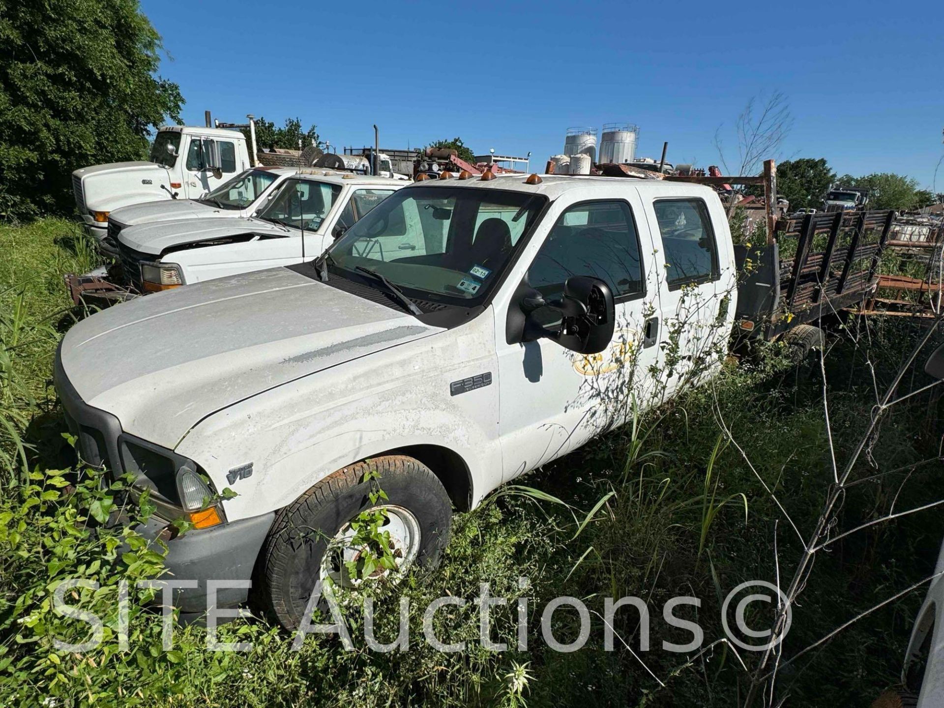 2002 Ford F350 SD Crew Cab Flatbed Truck - Image 2 of 9