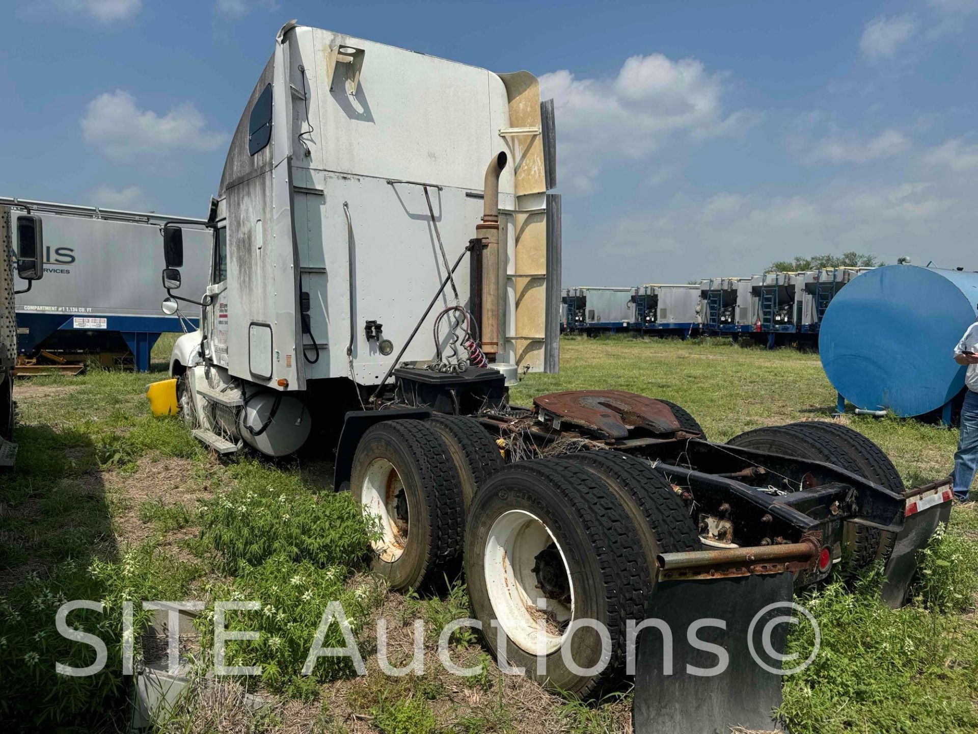 Freightliner T/A Sleeper Truck Tractor - Image 12 of 22