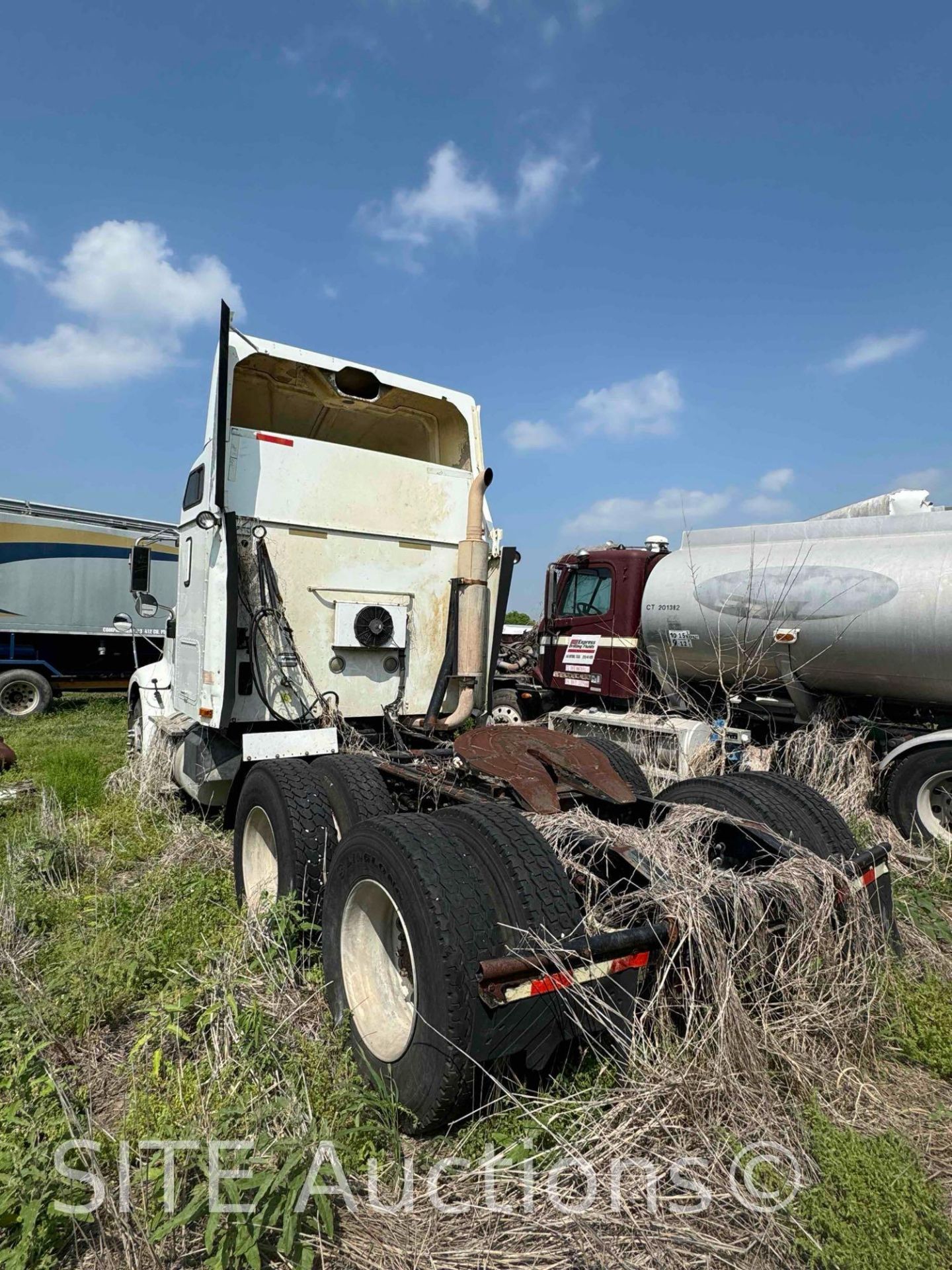 2007 International 9400i Eagle T/A Sleeper Truck Tractor - Image 5 of 21