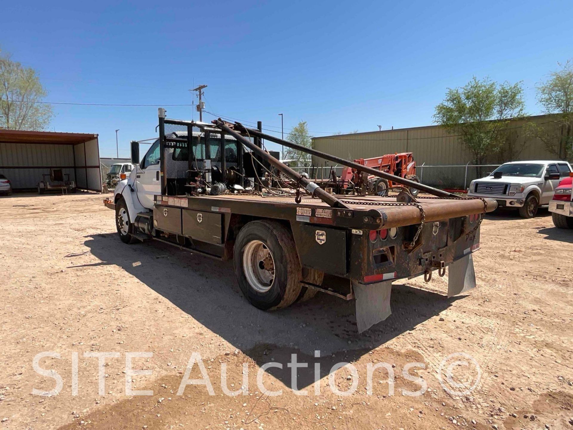 2013 Ford F650 SD Gin Pole Truck - Image 9 of 30