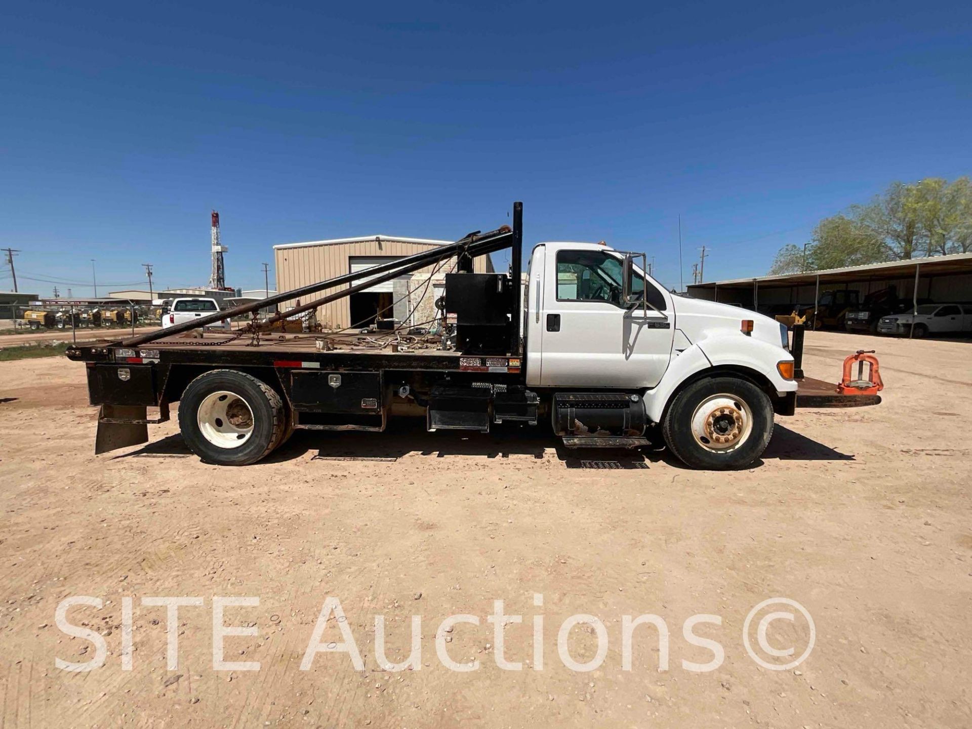 2013 Ford F650 SD Gin Pole Truck - Image 6 of 30