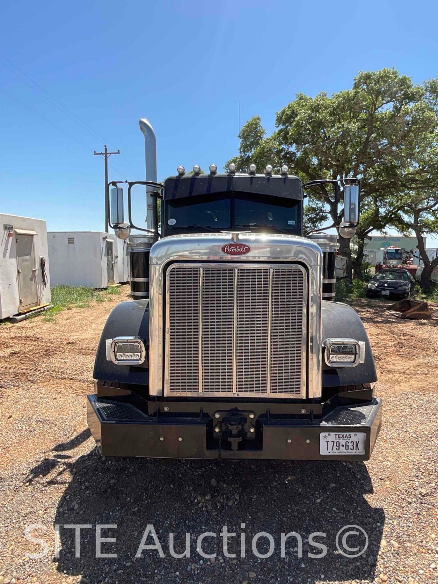 2005 Peterbilt 357 T/A T/A Rollback Truck - Image 6 of 51