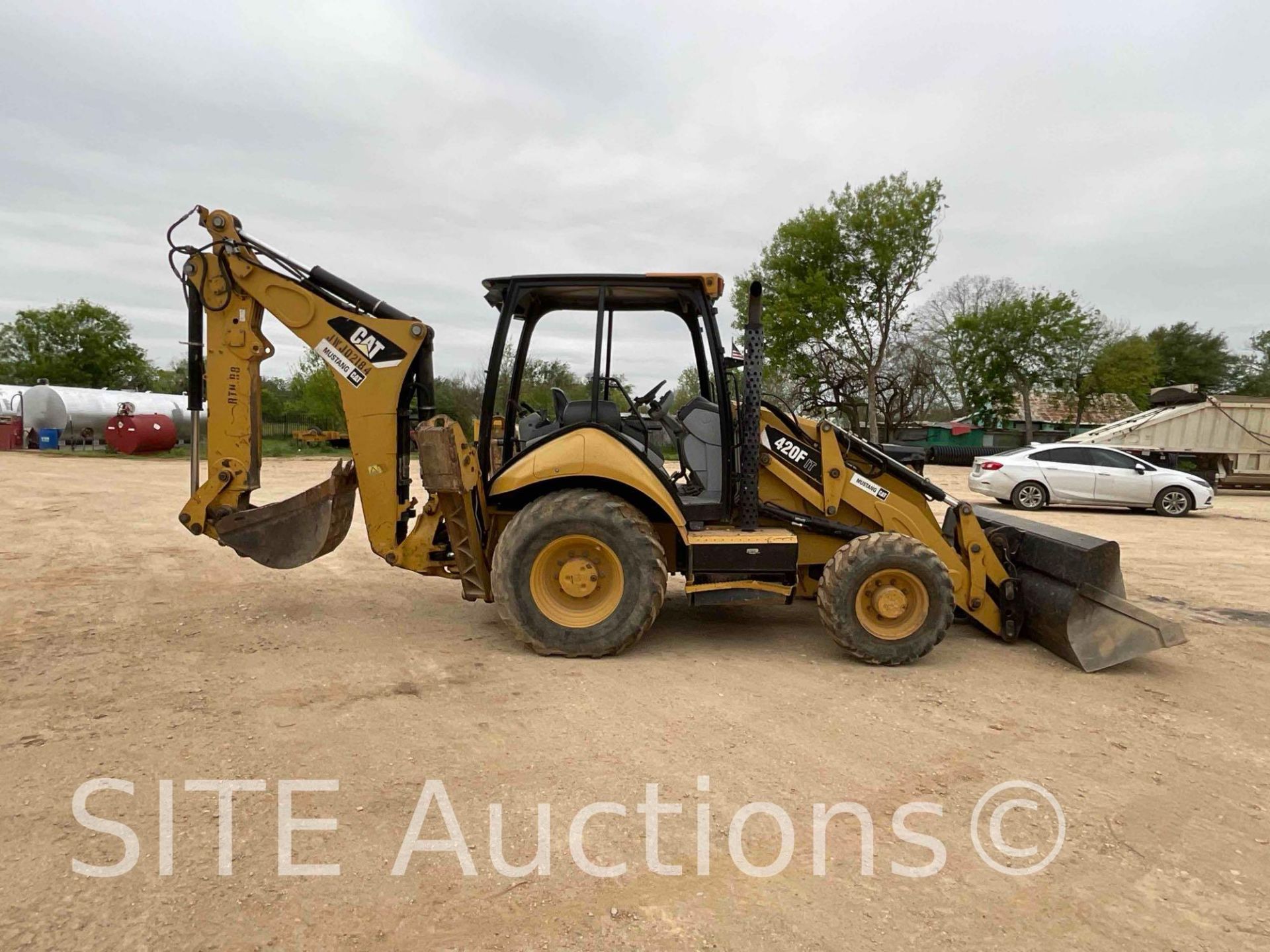 2014 CAT 420FIT Backhoe Loader - Image 4 of 23