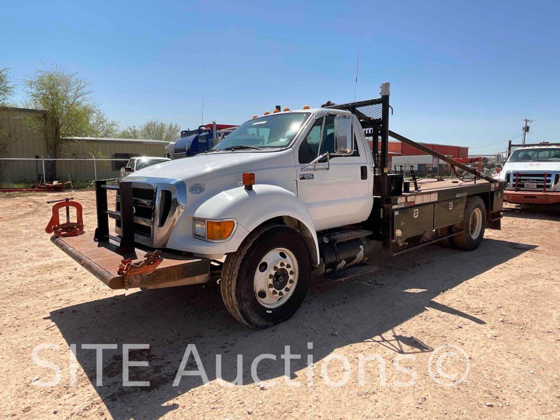 2013 Ford F650 SD Gin Pole Truck - Image 3 of 30