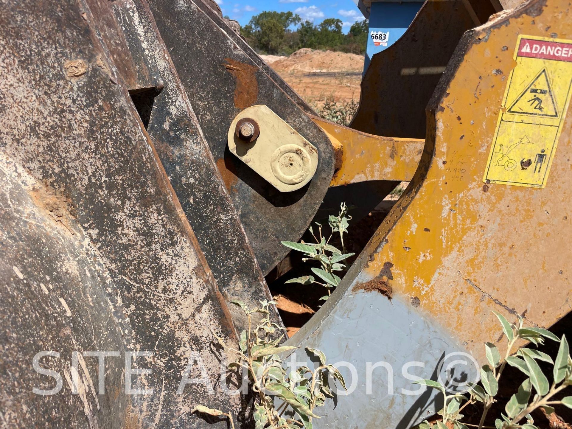 2014 Kawasaki 80Z7 Wheel Loader - Image 7 of 29