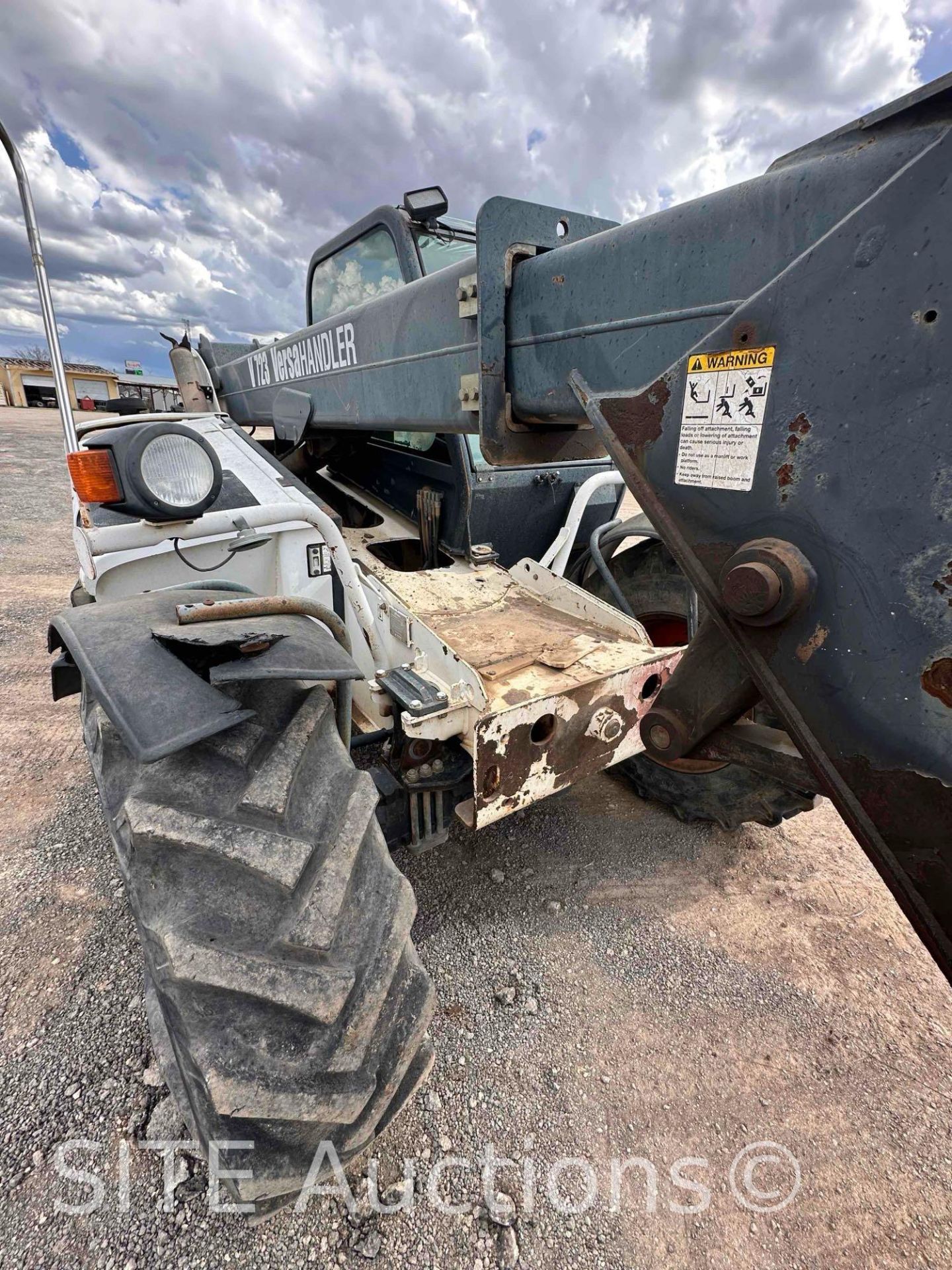 2006 Bobcat V723 VersaHandler 4x4x4 Telescopic Forklift - Image 13 of 14