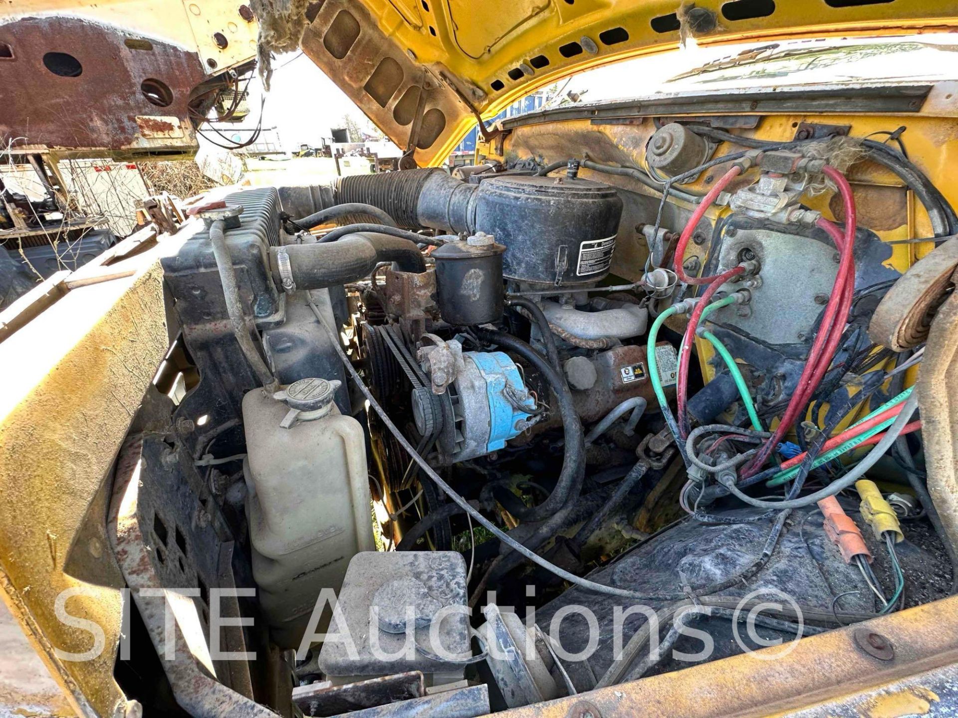 1986 Ford F700 S/A Dump Truck - Image 9 of 19