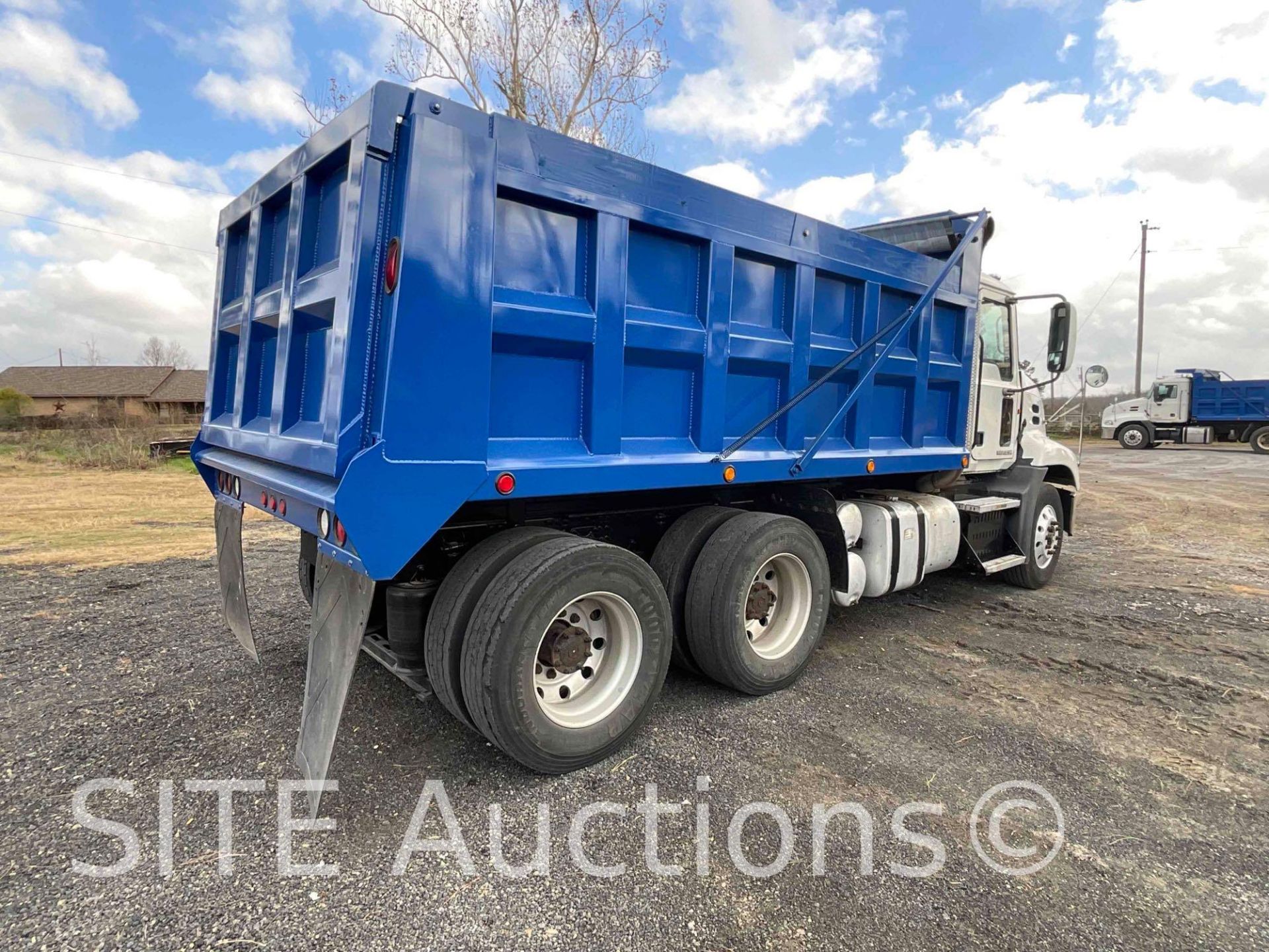 2011 Mack CXU613 T/A Dump Truck - Image 4 of 24