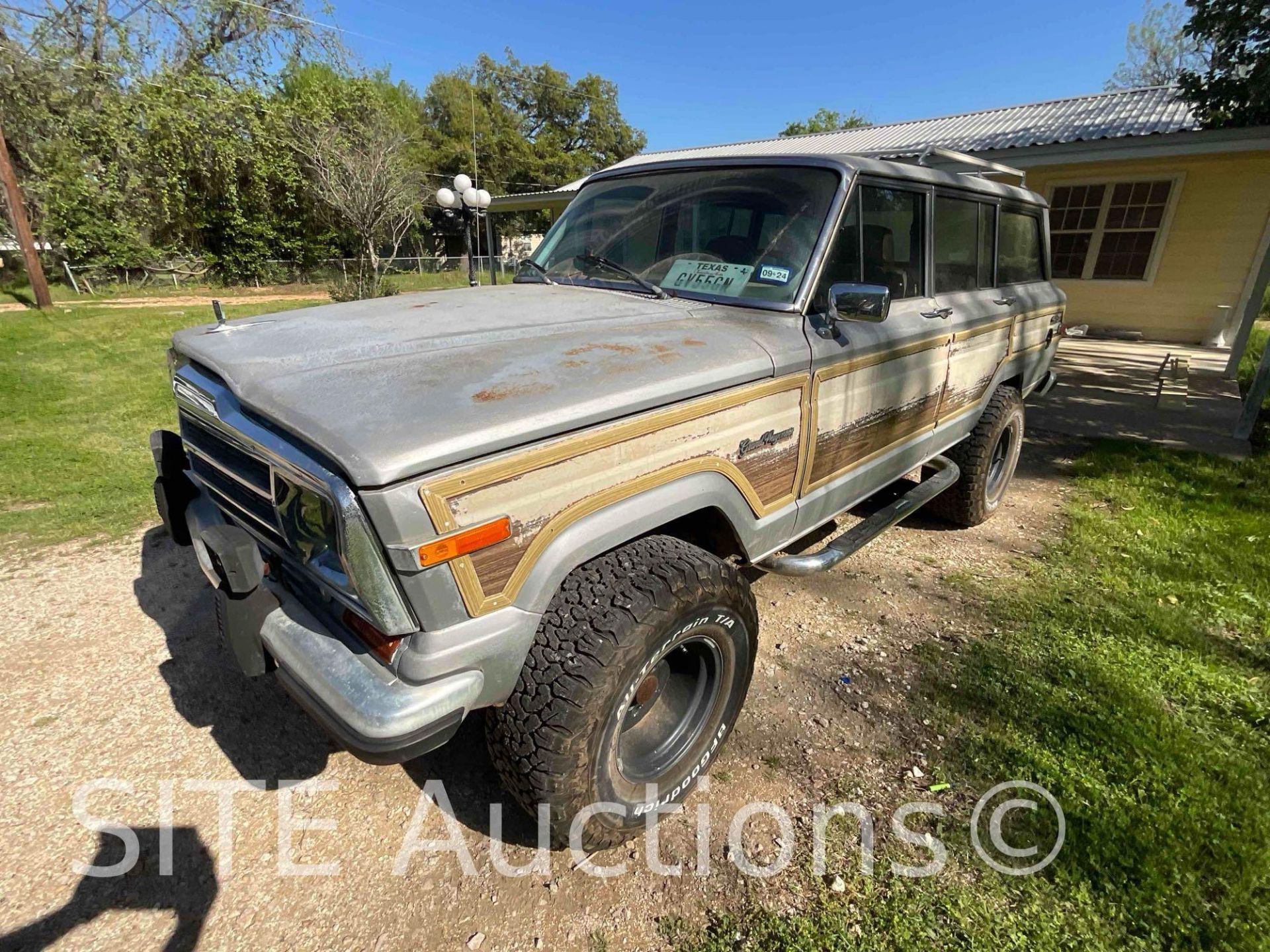 1989 Jeep Grand Wagoneer - Image 3 of 26