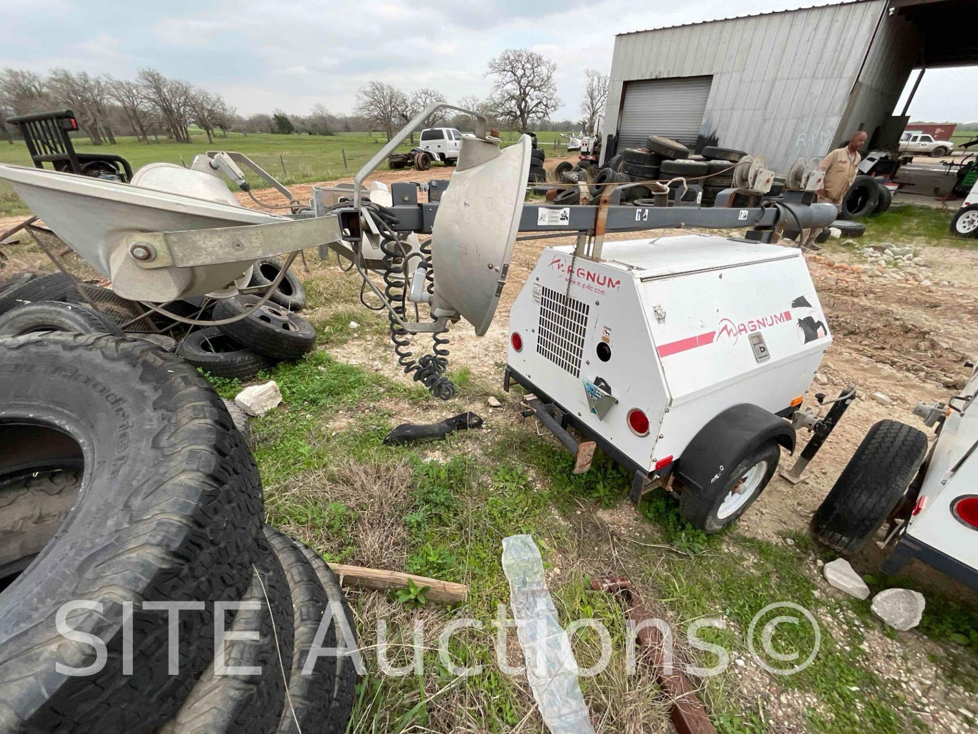 2013 Magnum MLT4060K Light Tower/Generator - Image 4 of 12