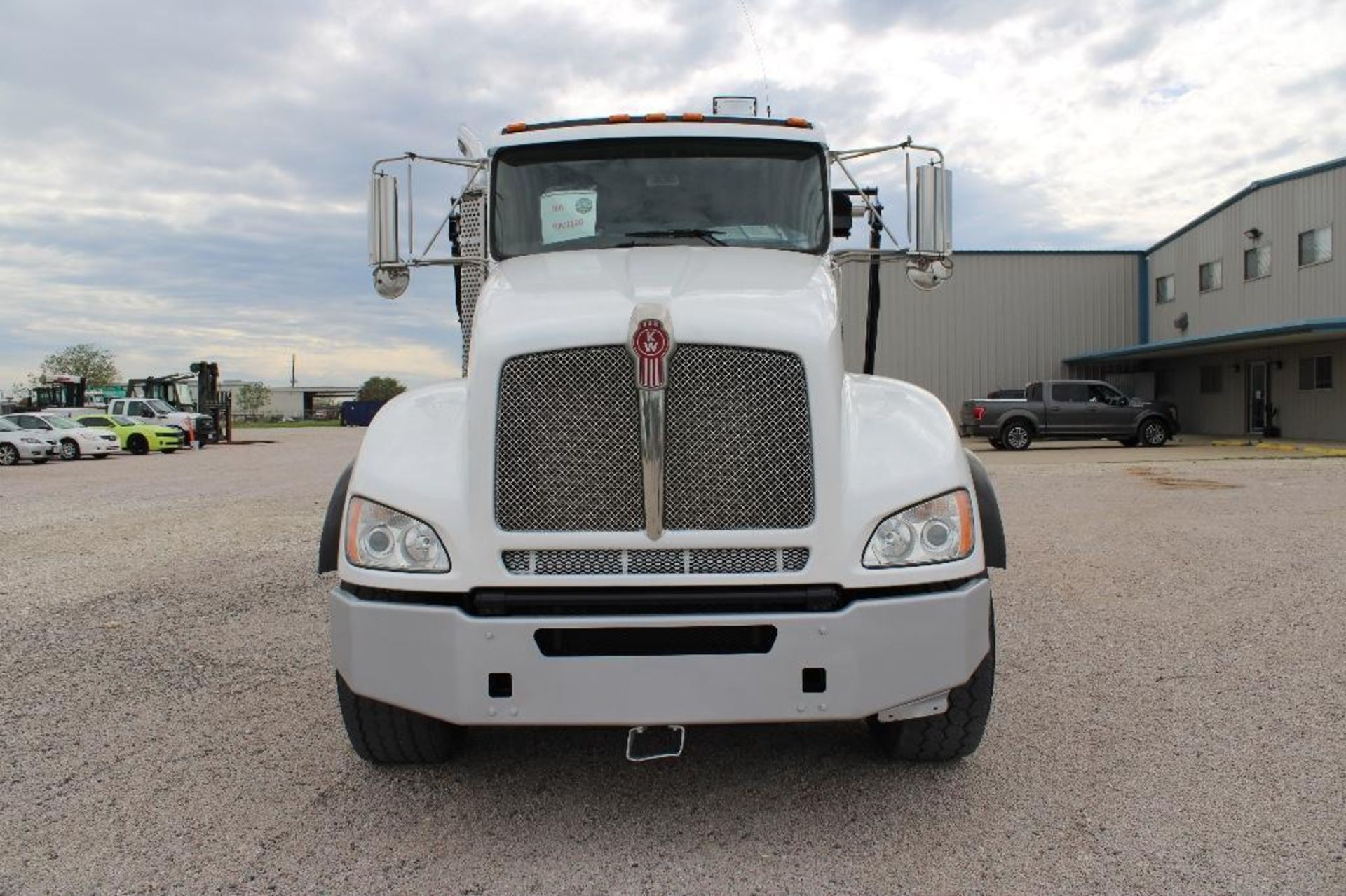 2014 Kenworth T440 T/A Roll Off Truck - Image 2 of 62