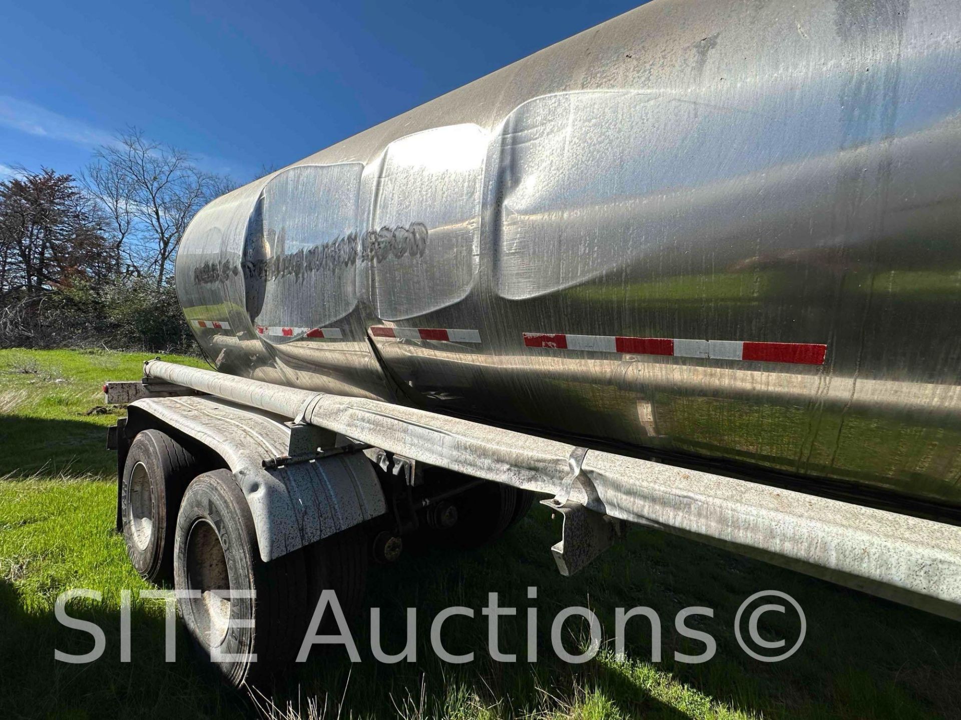 1992 Bar-Bell T/A Tank Trailer - Image 15 of 22