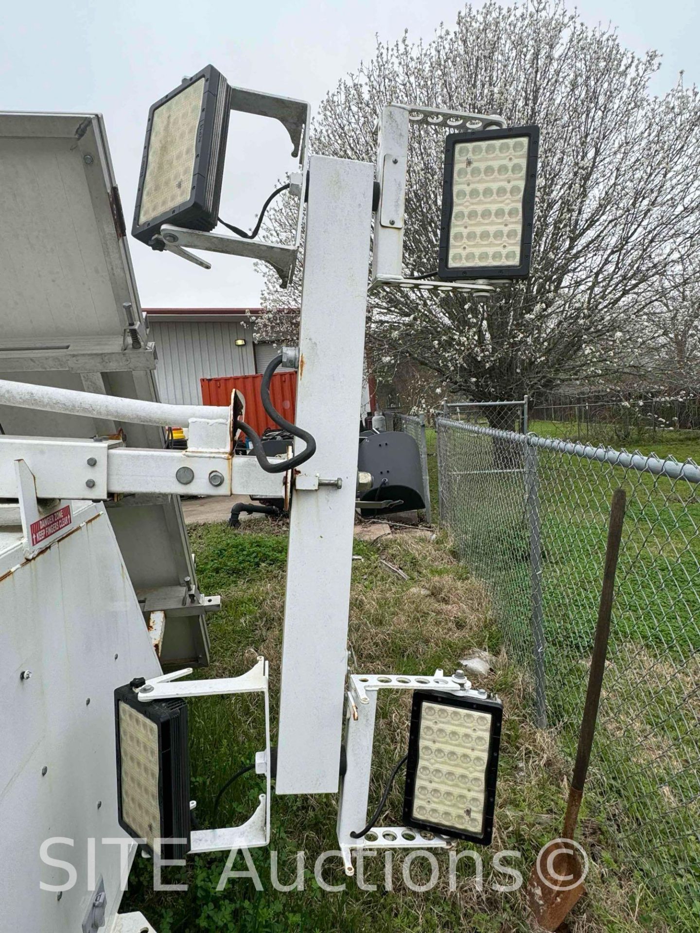 2013 Mobilight Solar 1800 LED Light Tower - Image 16 of 18