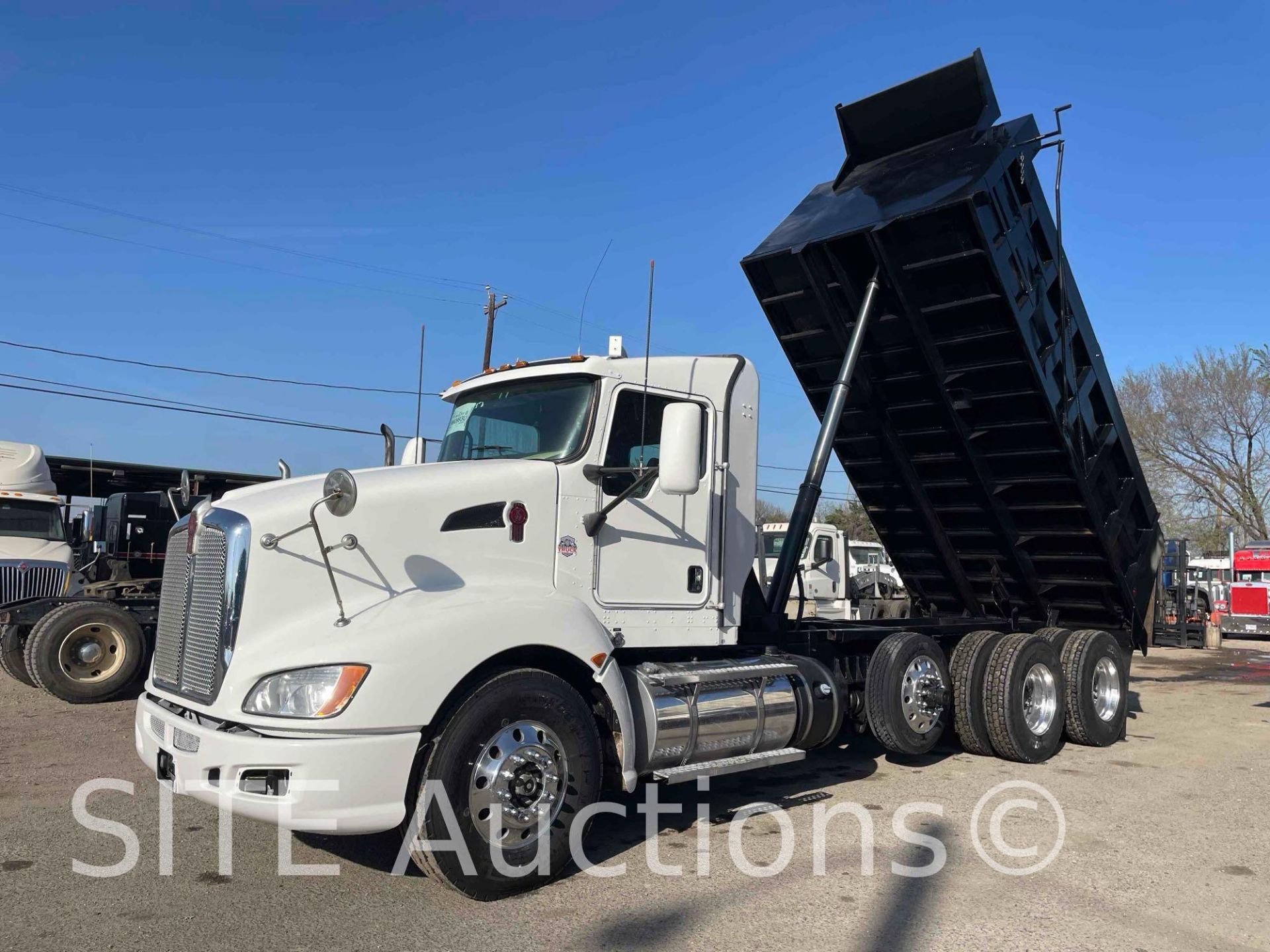 2013 Kenworth T660 Tri/A Dump Truck - Image 3 of 17