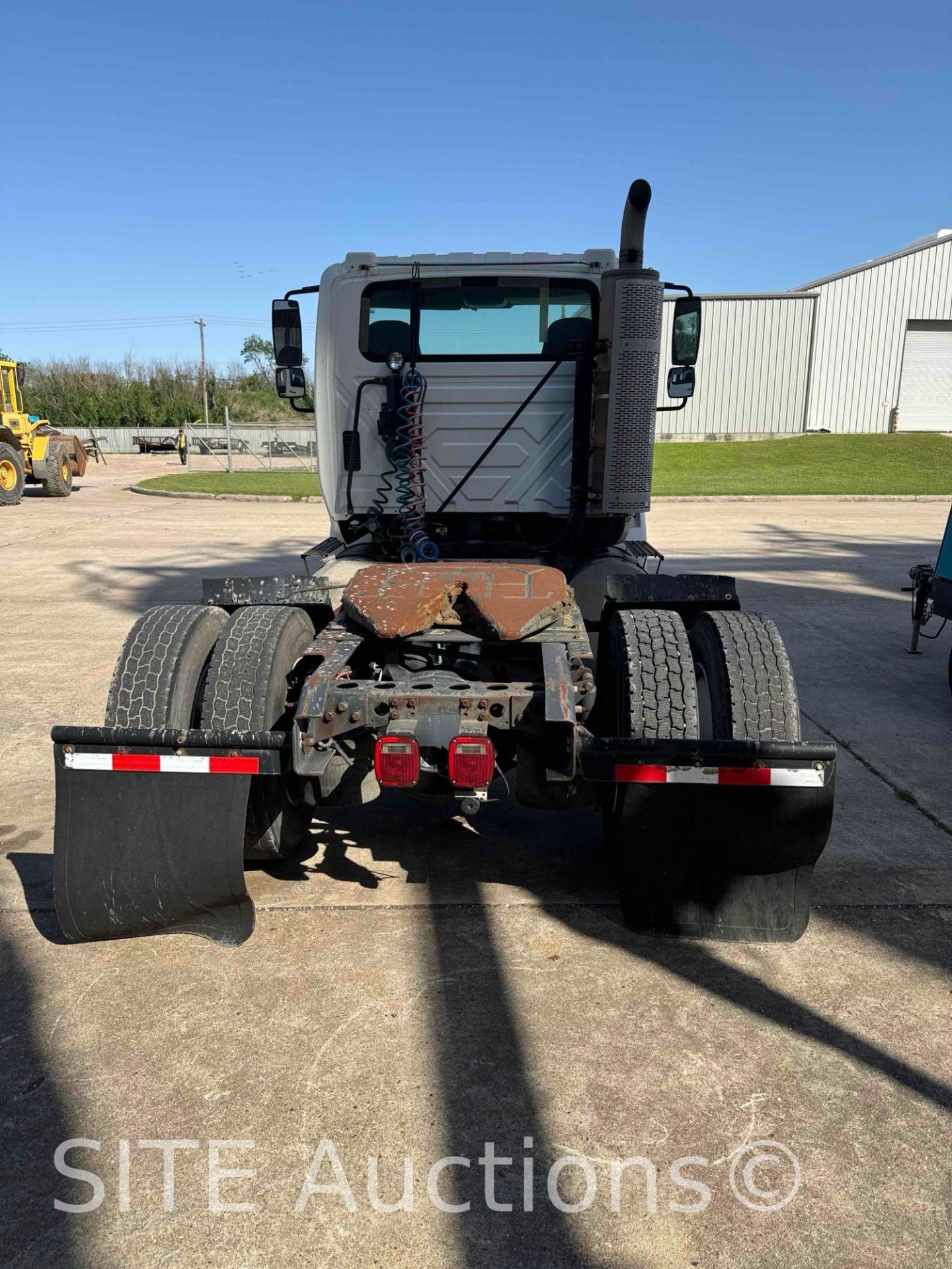 2013 International 8600 S/A Daycab Truck Tractor - Image 5 of 22