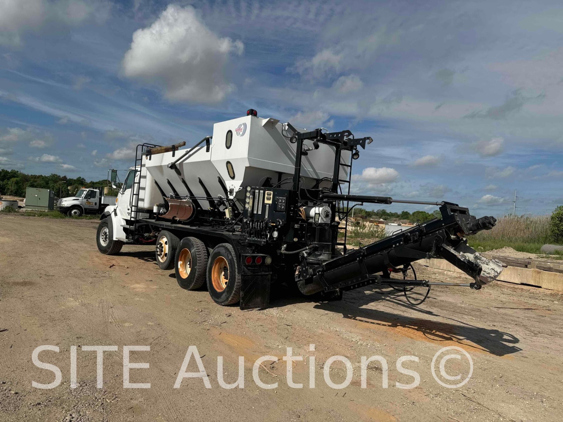 2006 Sterling L7500 Tri/A Volumetric Mixer Truck - Image 6 of 47