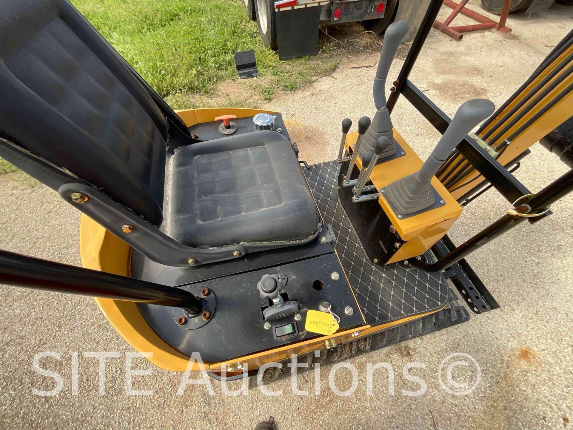 2022 Agrotk YM12 Mini Excavator - Image 15 of 19