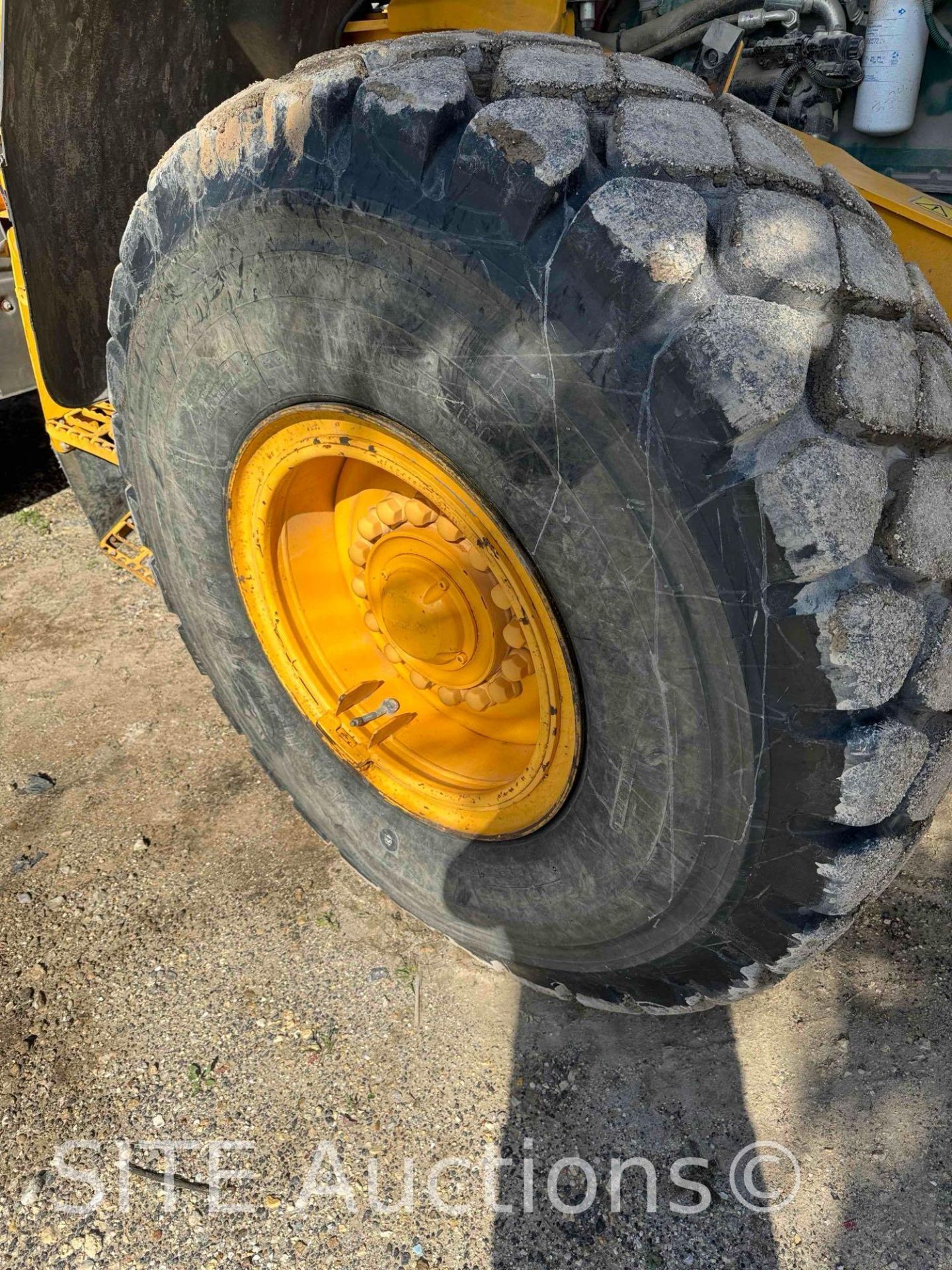 2015 Volvo L90H Wheel Loader - Image 33 of 38