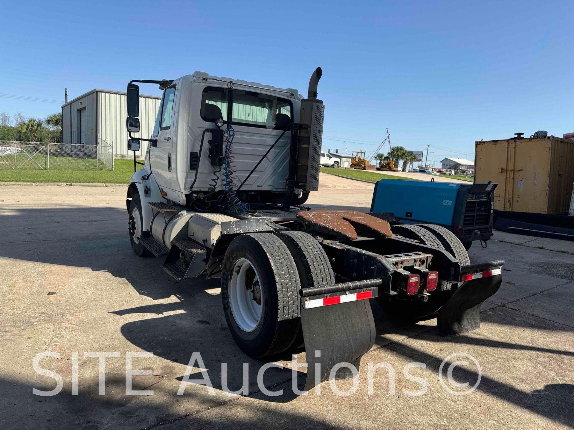 2013 International 8600 S/A Daycab Truck Tractor - Image 6 of 22