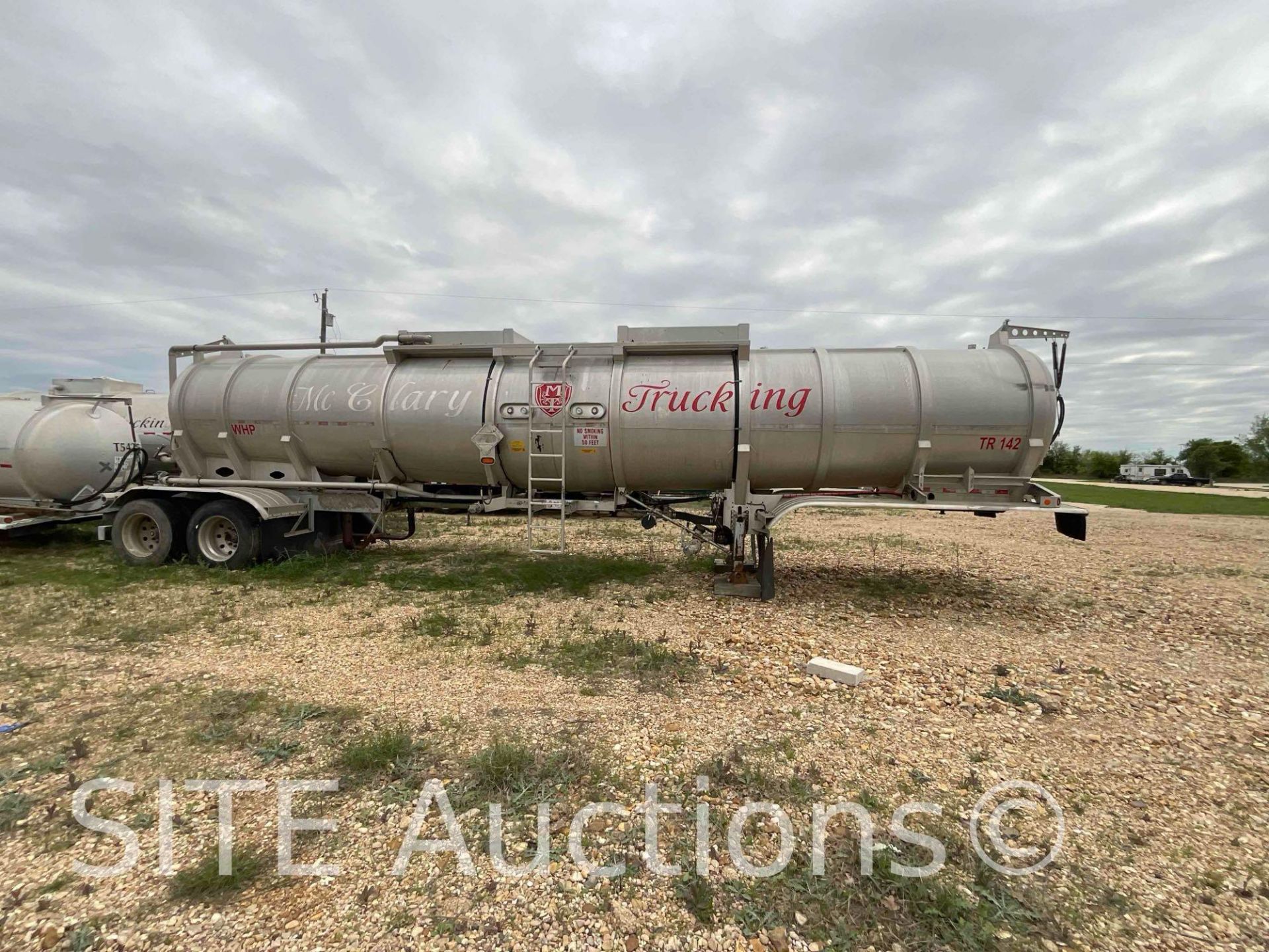 2014 Dragon T/A Tank Trailer - Image 4 of 25