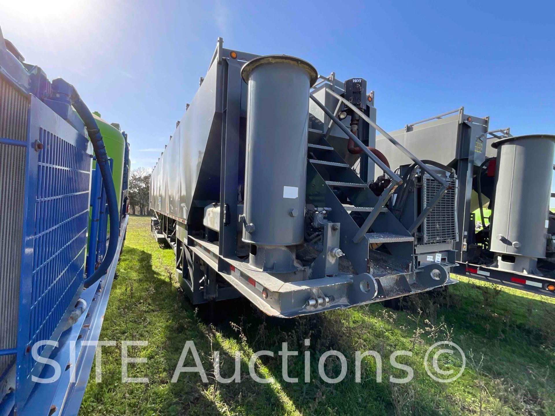 Sandstorm T/A Frac Sand Silo - Image 3 of 23