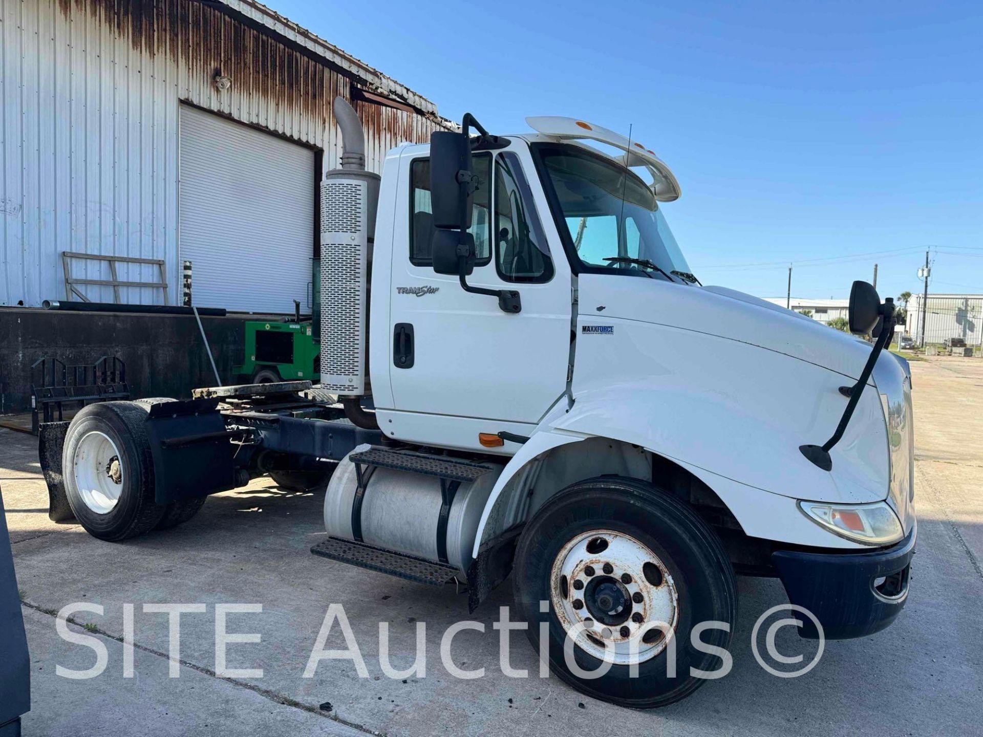 2013 International 8600 S/A Daycab Truck Tractor - Image 3 of 22