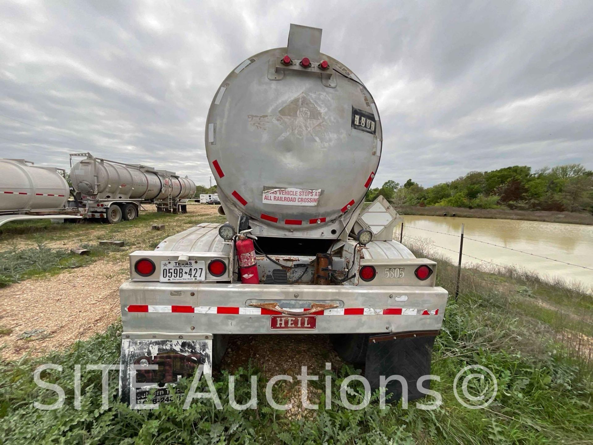 1991 T/A Tank Trailer - Image 7 of 25