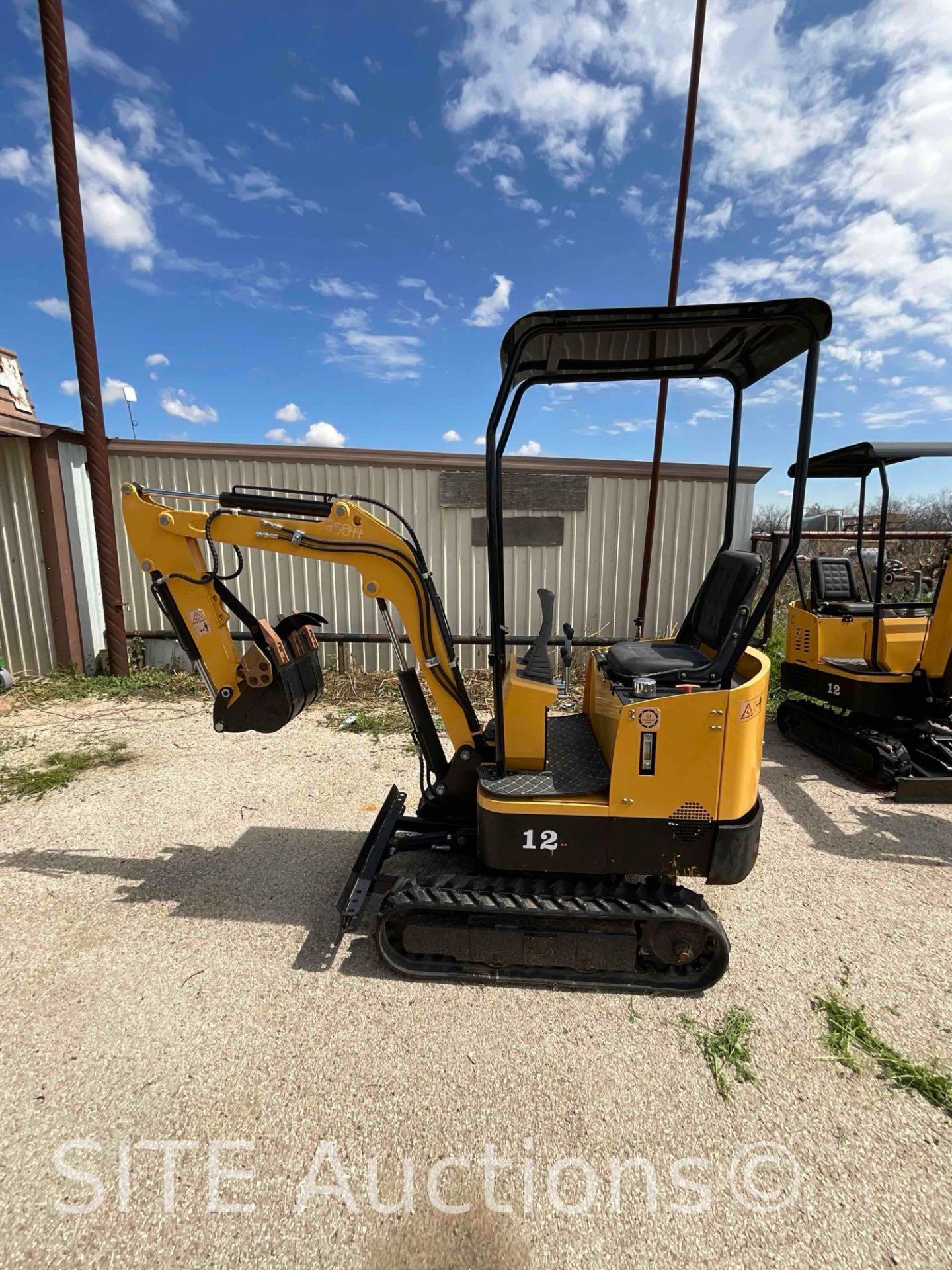 2022 Agrotk YM12 Mini Excavator - Image 8 of 19