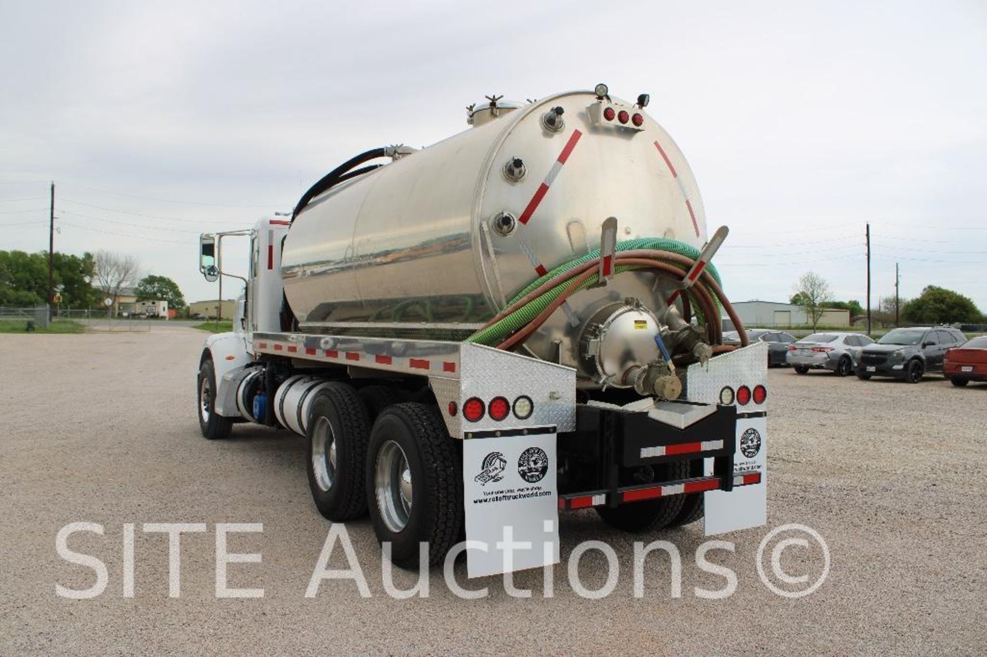 2014 Peterbilt 365 T/A Vacuum Truck