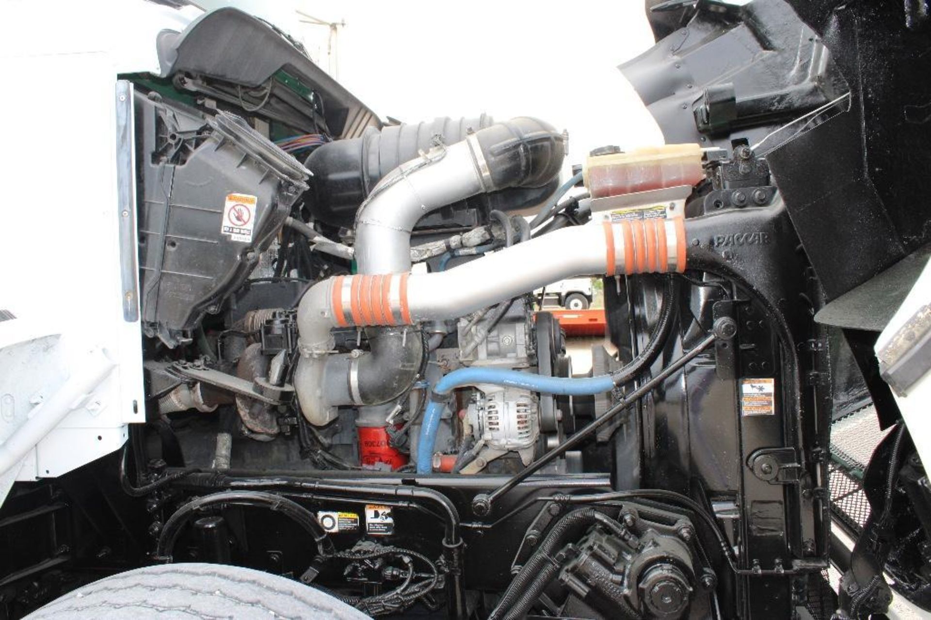 2014 Kenworth T440 T/A Roll Off Truck - Image 22 of 62