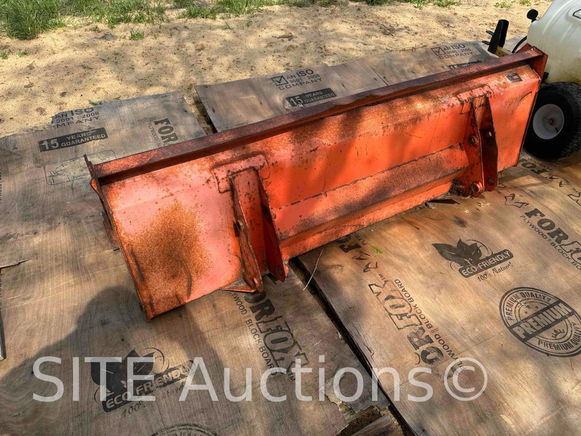 Kubota L2263 Tractor Bucket