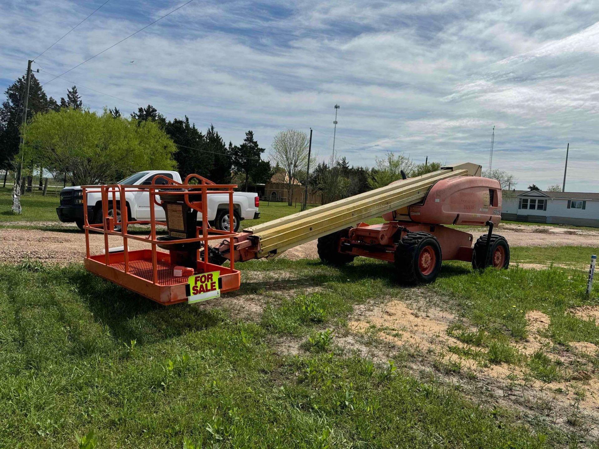 2000 JLG 600S Telescopic Boom Lift - Image 50 of 51