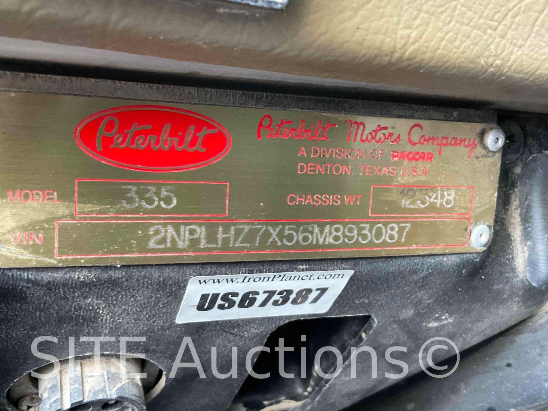 2006 Peterbilt 335 S/A Wireline Truck - Image 17 of 40