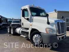 2012 Freightliner Cascadia T/A Daycab Truck Tractor