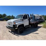 2005 GMC C6500 S/A Flatbed Truck