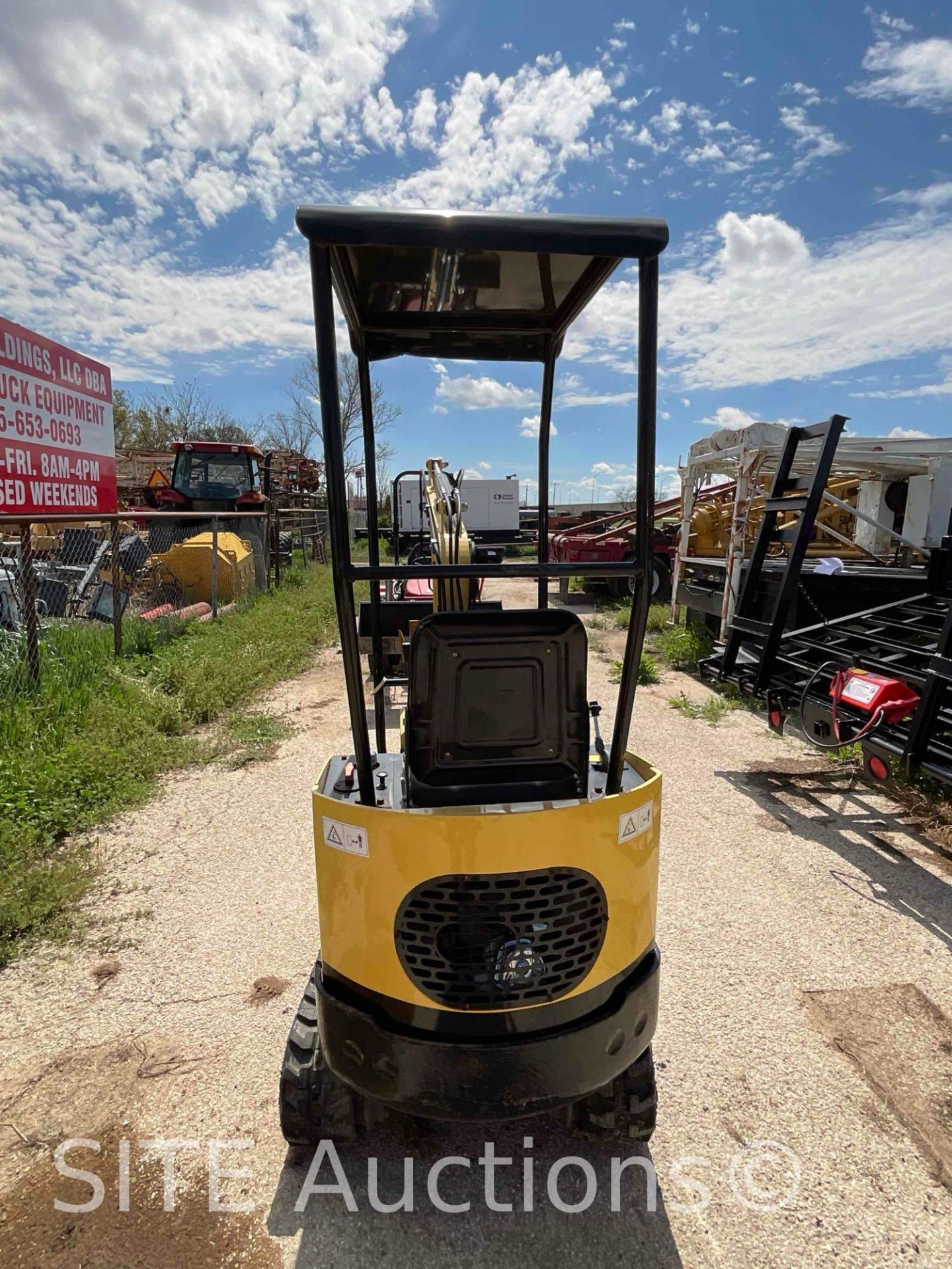 2022 Agrotk YM12 Mini Excavator - Image 5 of 11