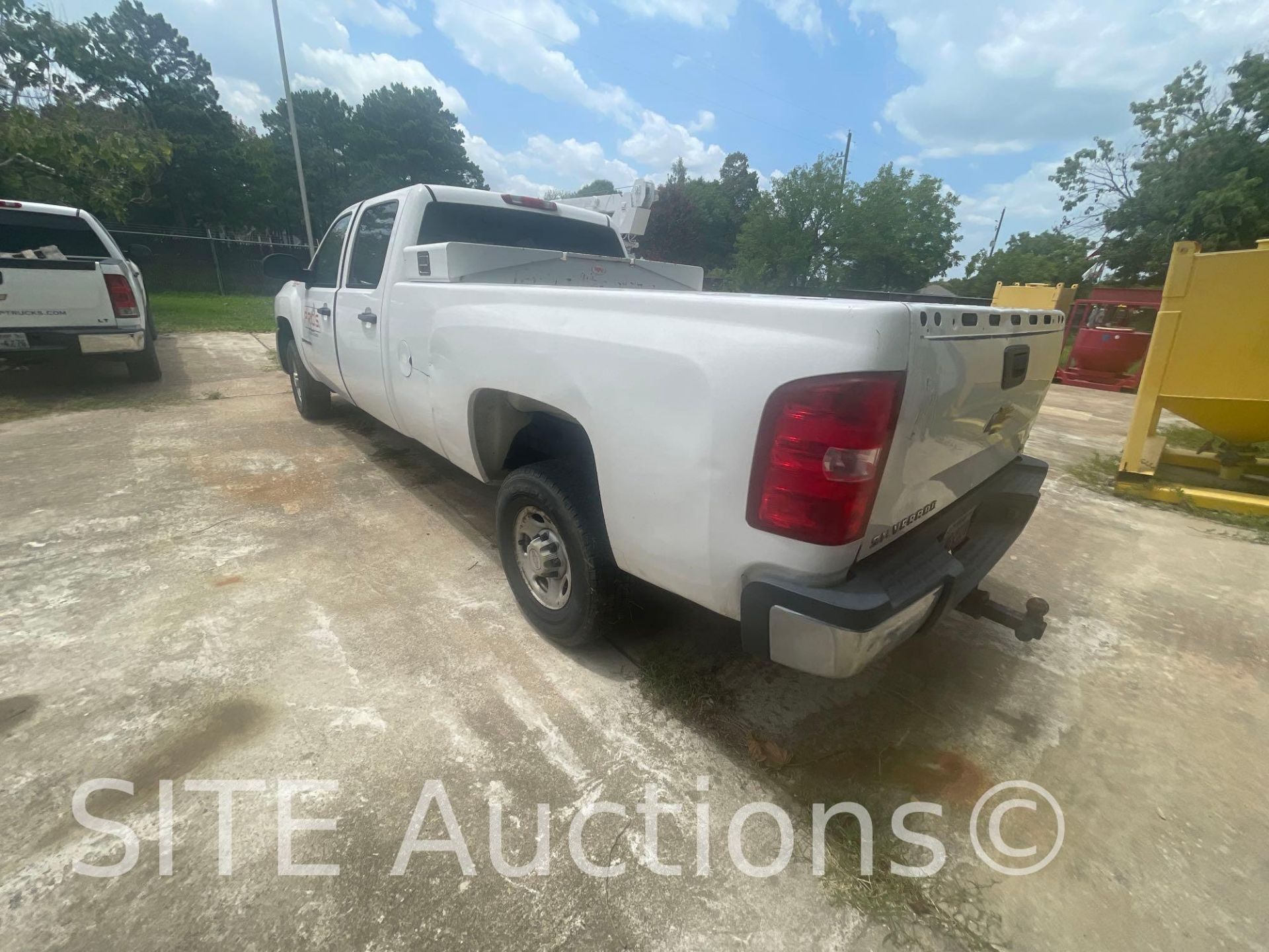 2008 Chevrolet Silverado 2500HD Crew Cab Truck - Image 8 of 22