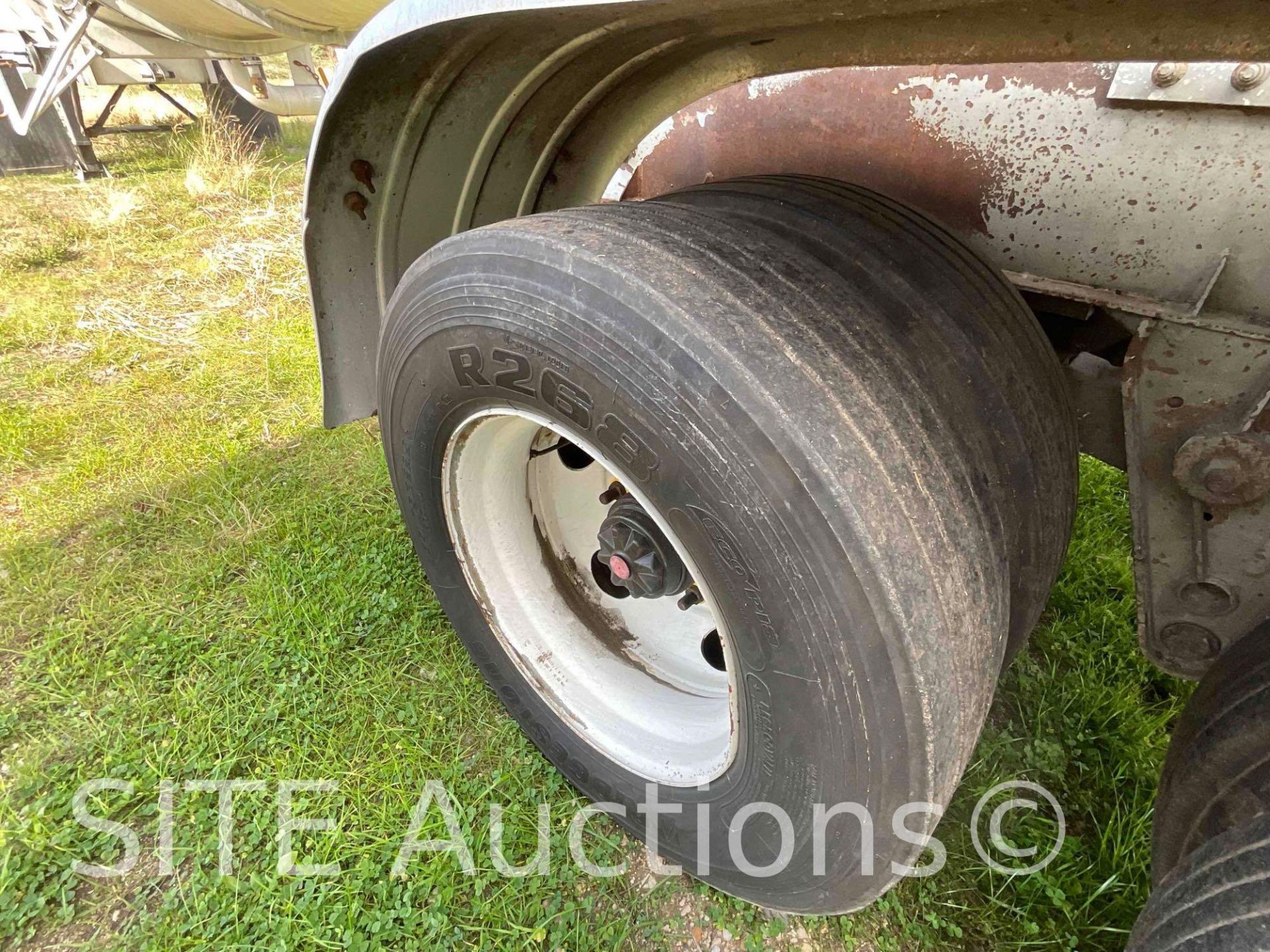 T/A Tank Trailer - Image 4 of 8