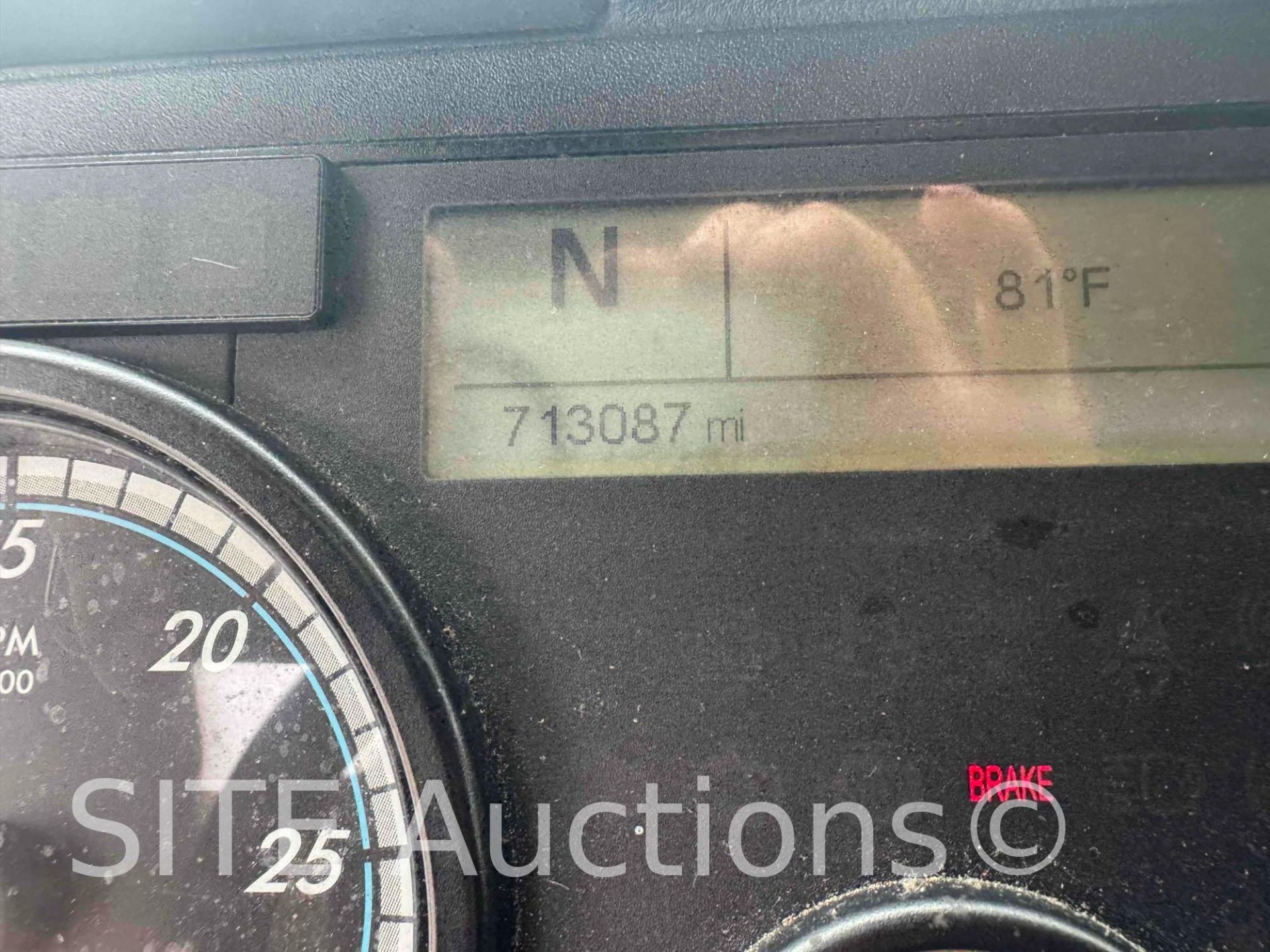 2016 Freightliner Cascadia T/A Sleeper Truck Tractor - Image 34 of 36