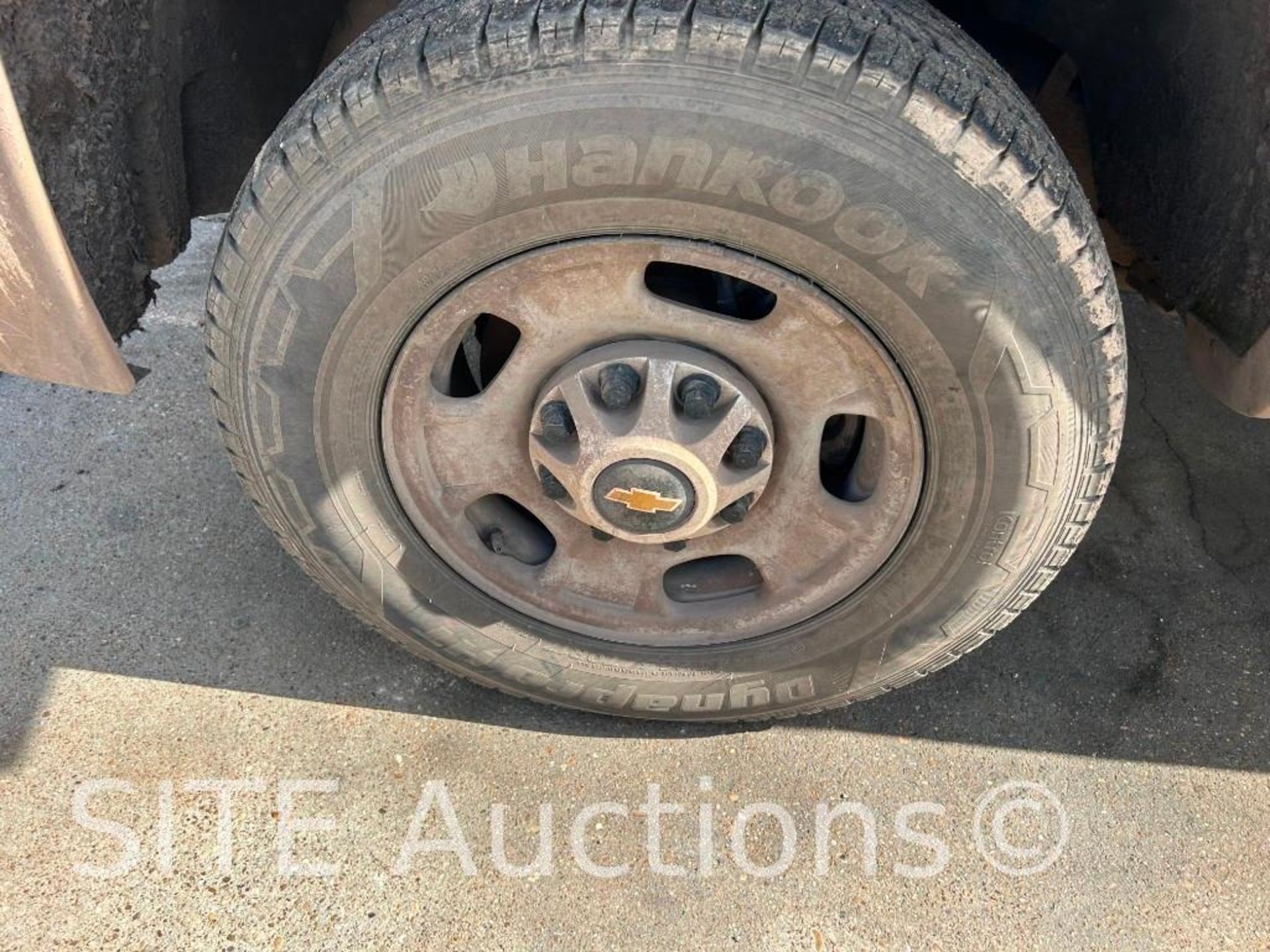 2018 Chevrolet Silverado 2500 Crew Cab Pickup Truck - Image 5 of 24