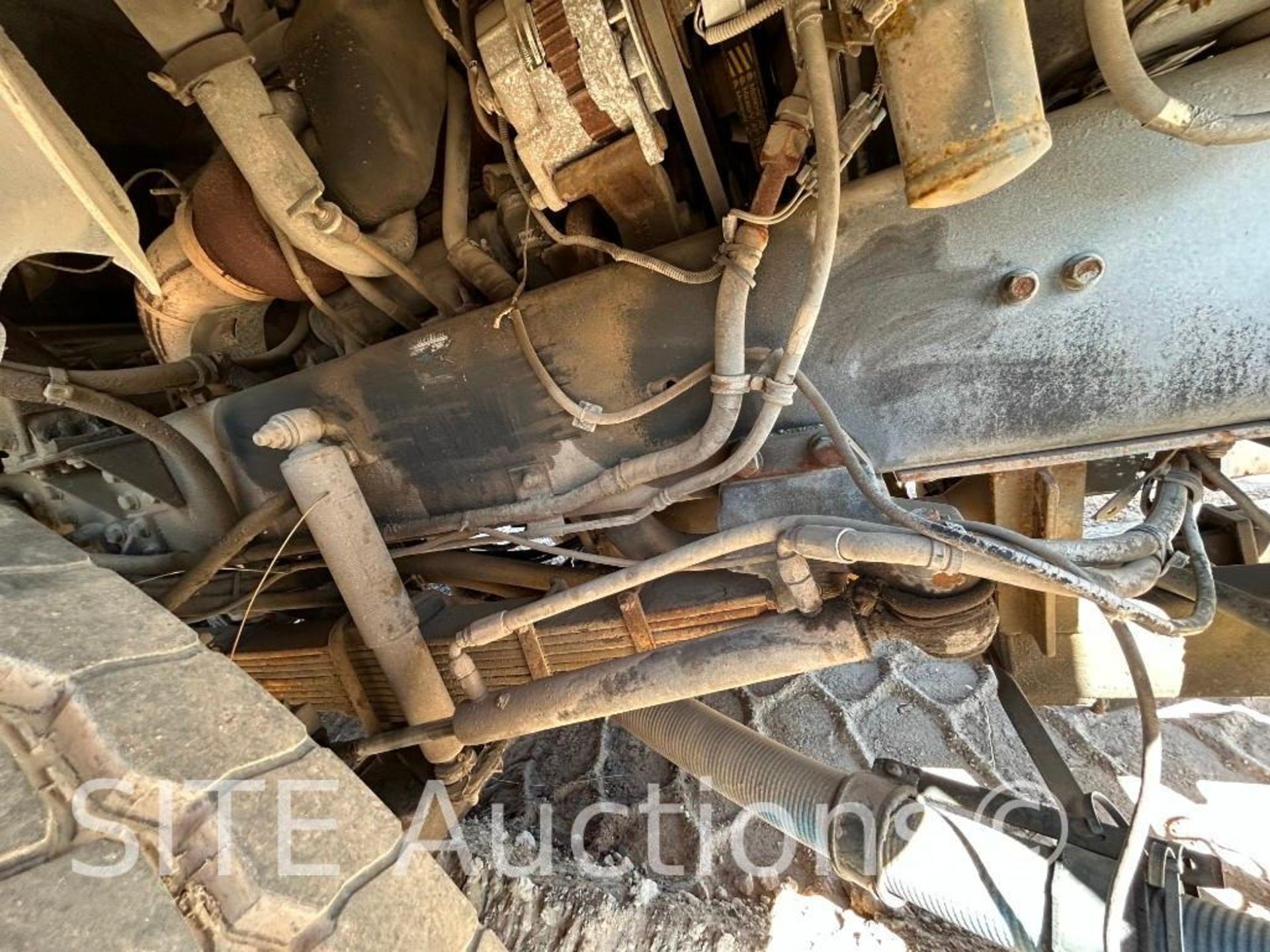 1997 Volvo WG T/A Hydrovac Truck - Image 5 of 39