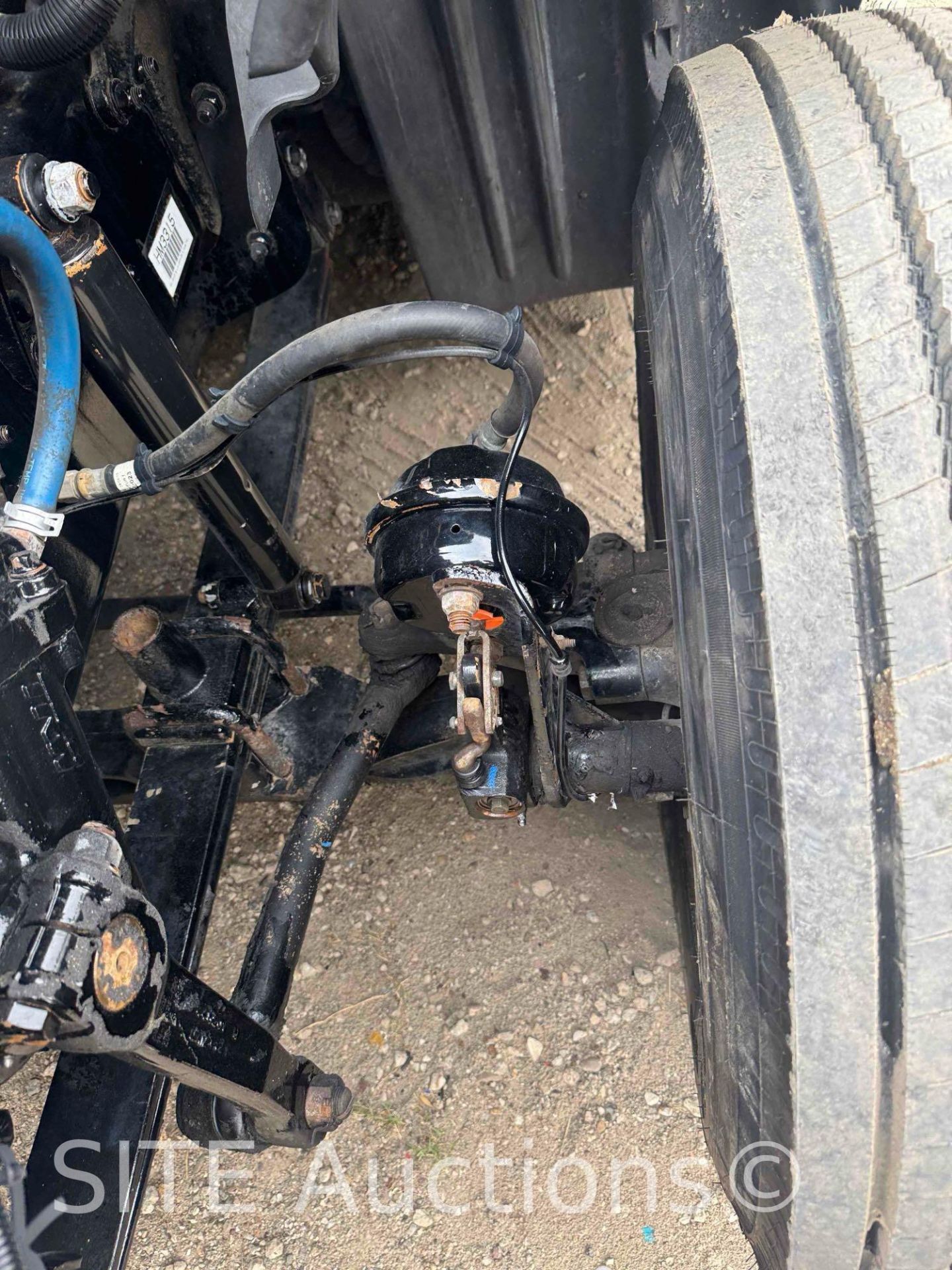 2016 Freightliner Cascadia T/A Sleeper Truck Tractor - Image 10 of 36