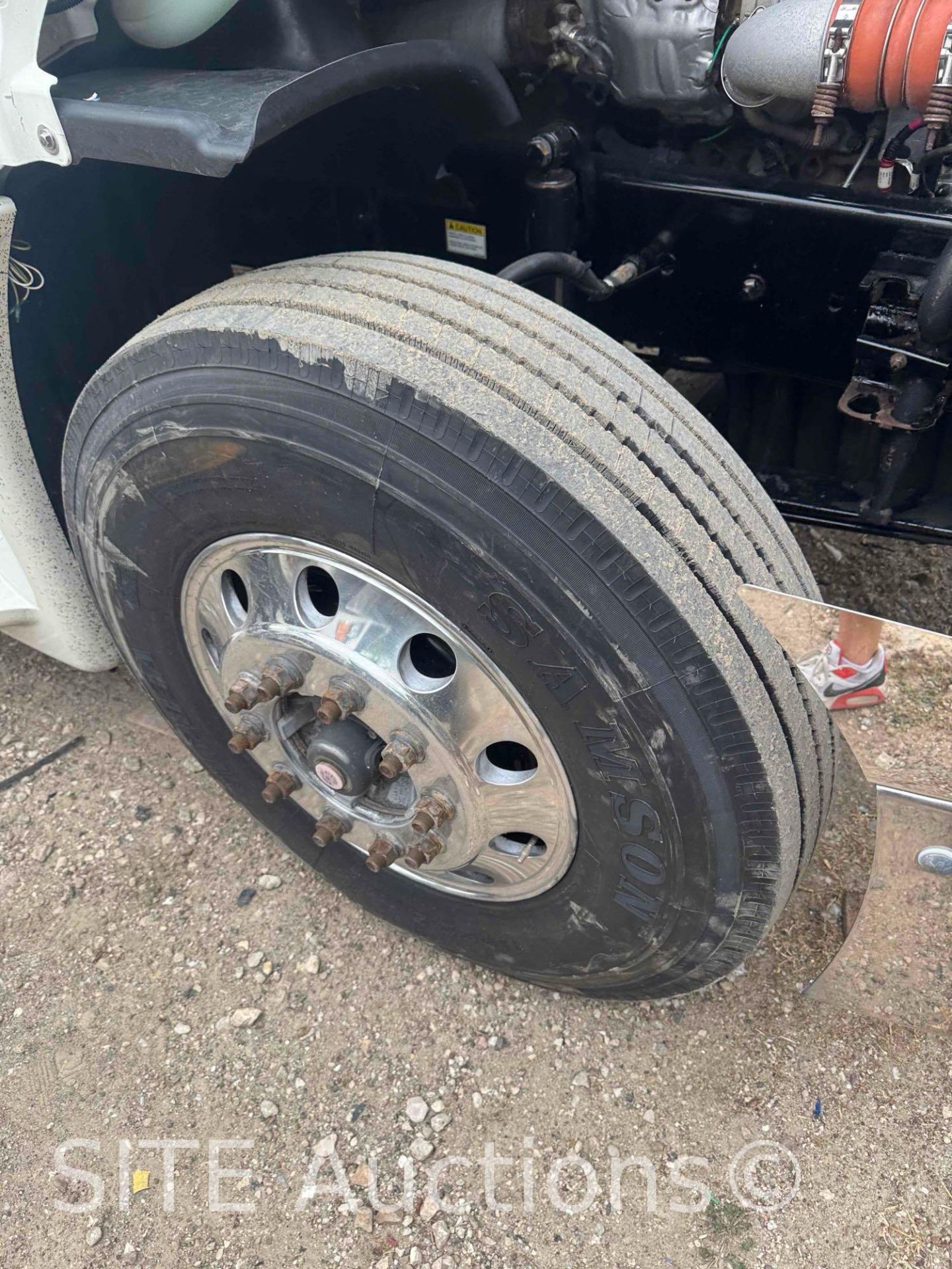 2016 Freightliner Cascadia T/A Sleeper Truck Tractor - Image 32 of 36