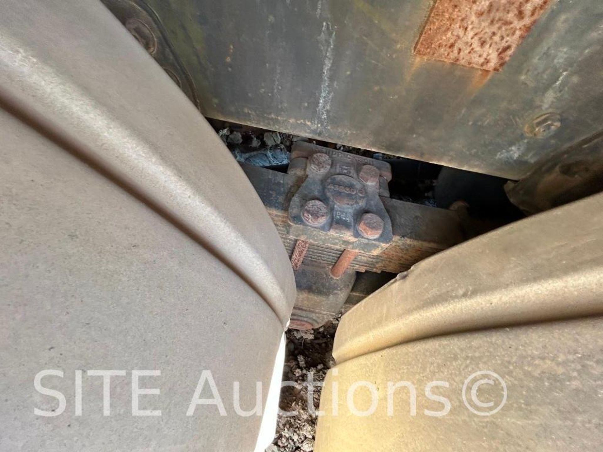 1997 Volvo WG T/A Hydrovac Truck - Image 15 of 39