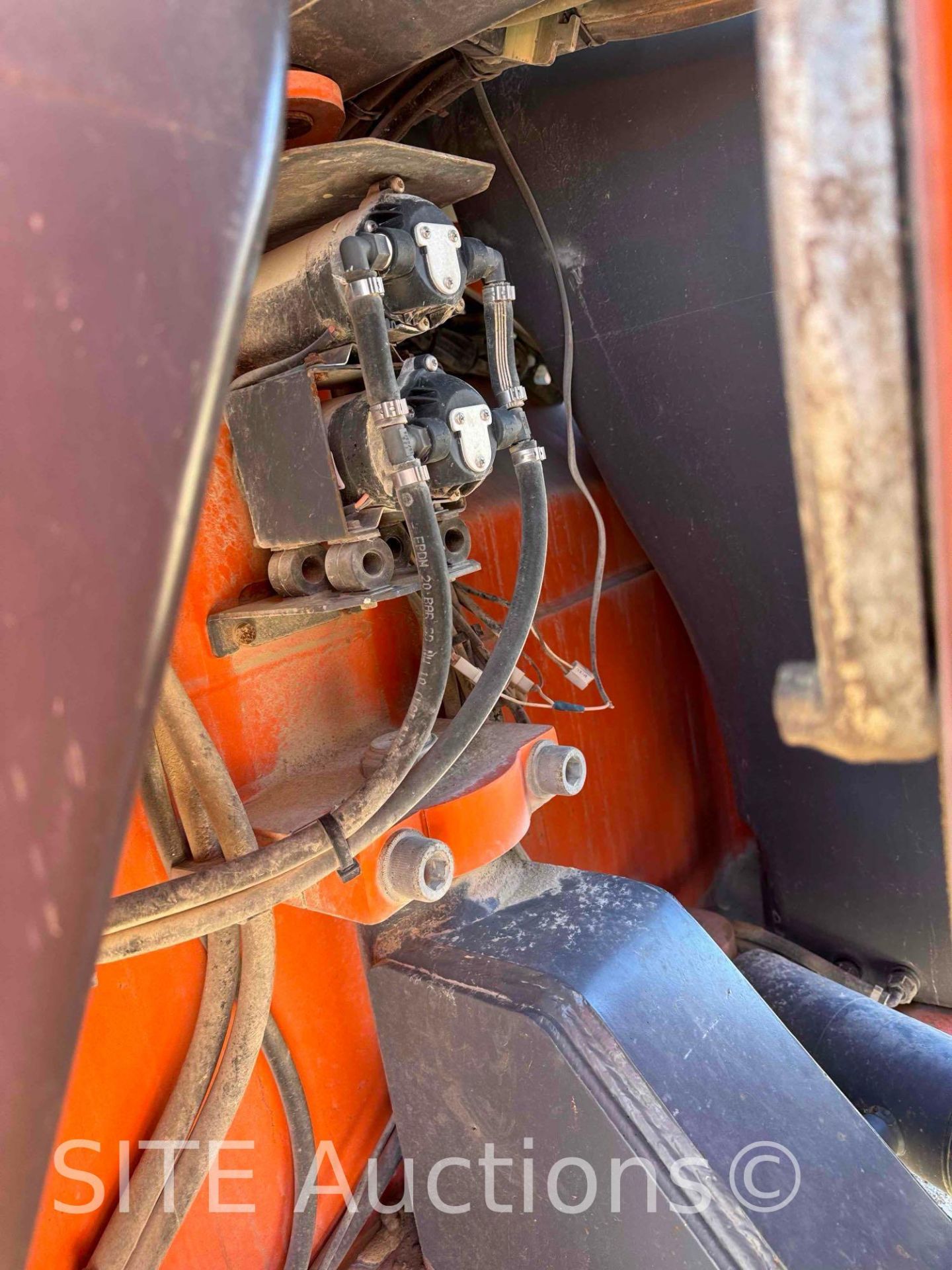 2014 Hamm HD+ 90i Double Drum Roller - Image 8 of 36